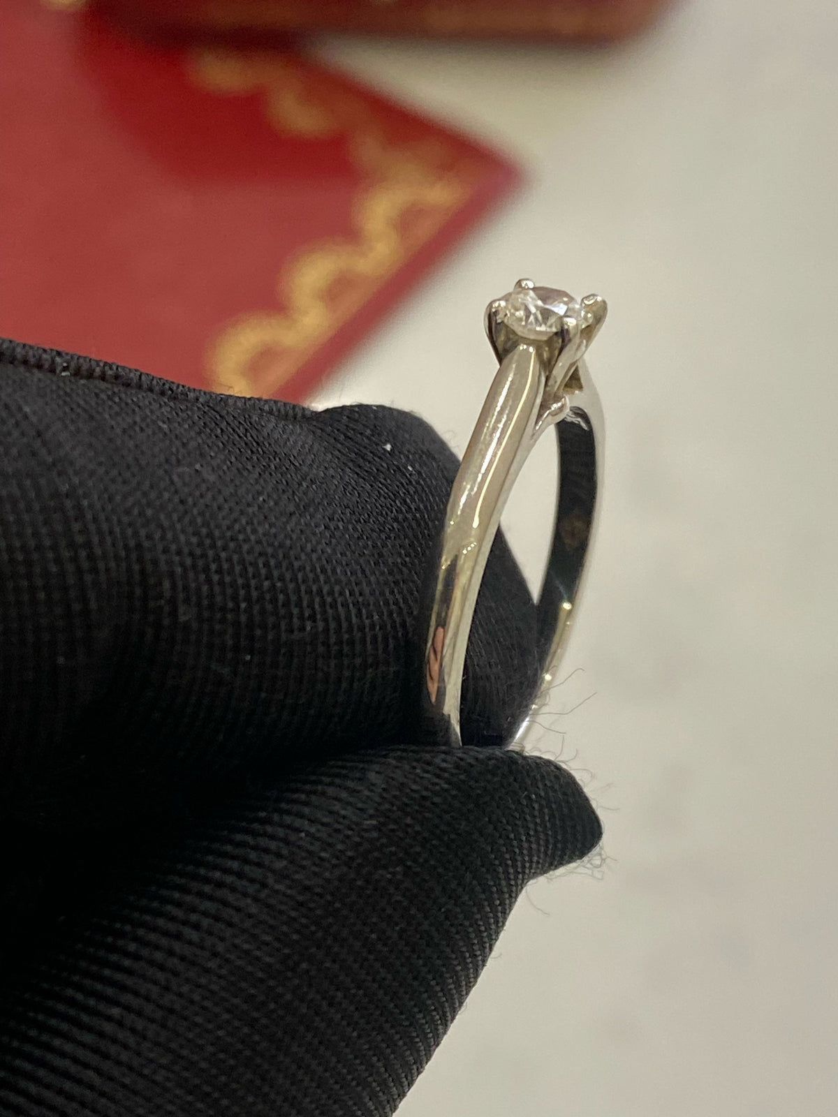 Cartier - 1895 - 950 platinum; 0.23 ct diamond, E colour, VVS1 clarity, triple excellent cut, no fluorescence - Silver - (49)