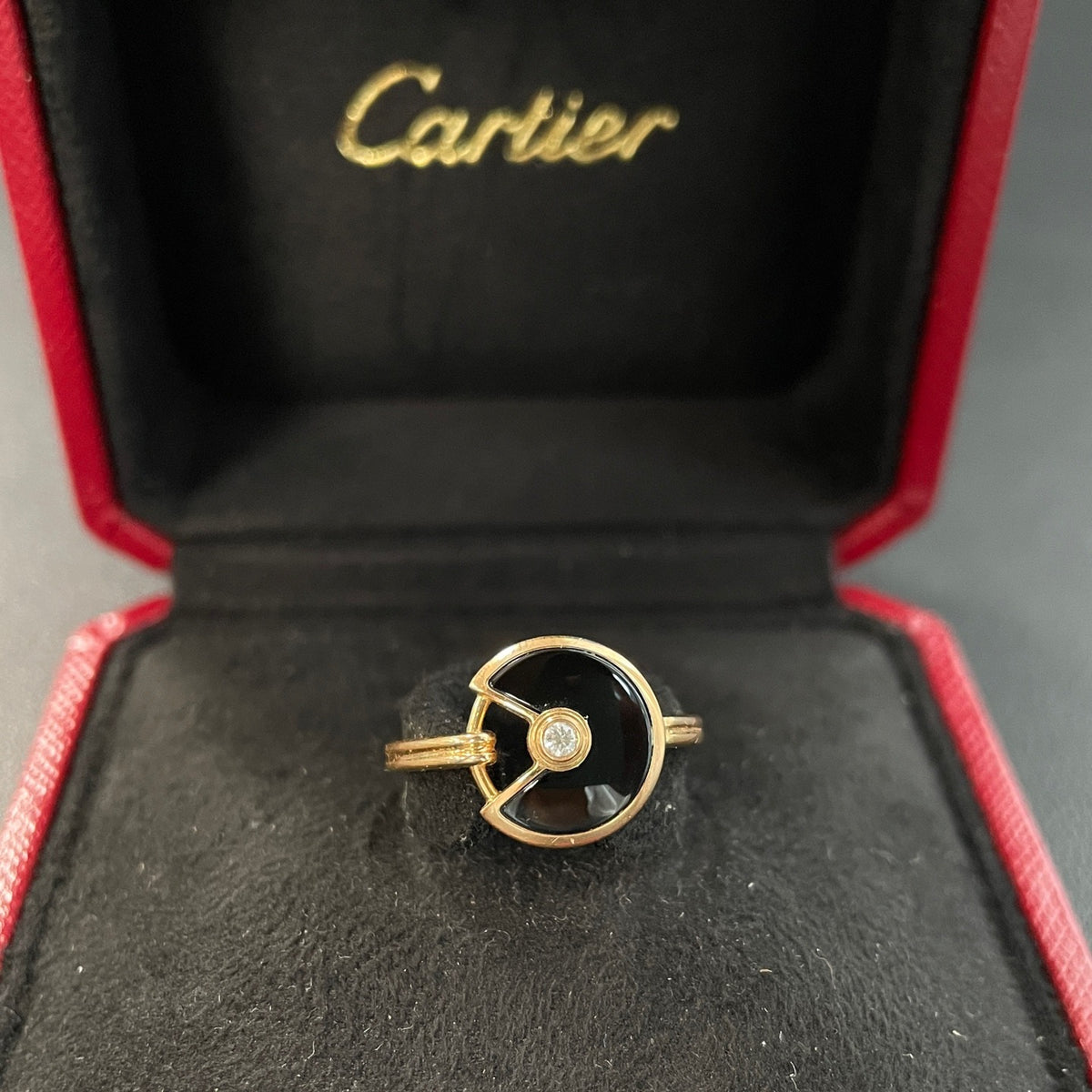 Cartier - Amulette de Cartier - 18K rose gold, onyx and diamond - Multicolour - (54)