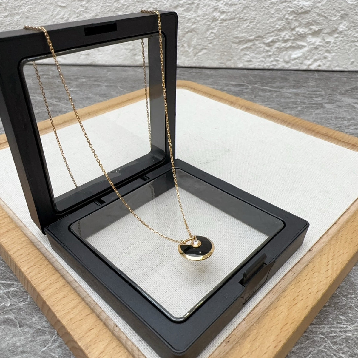 Cartier - Amulette de Cartier XS - 18k rose gold, black onyx and one diamond - Black - (XS)