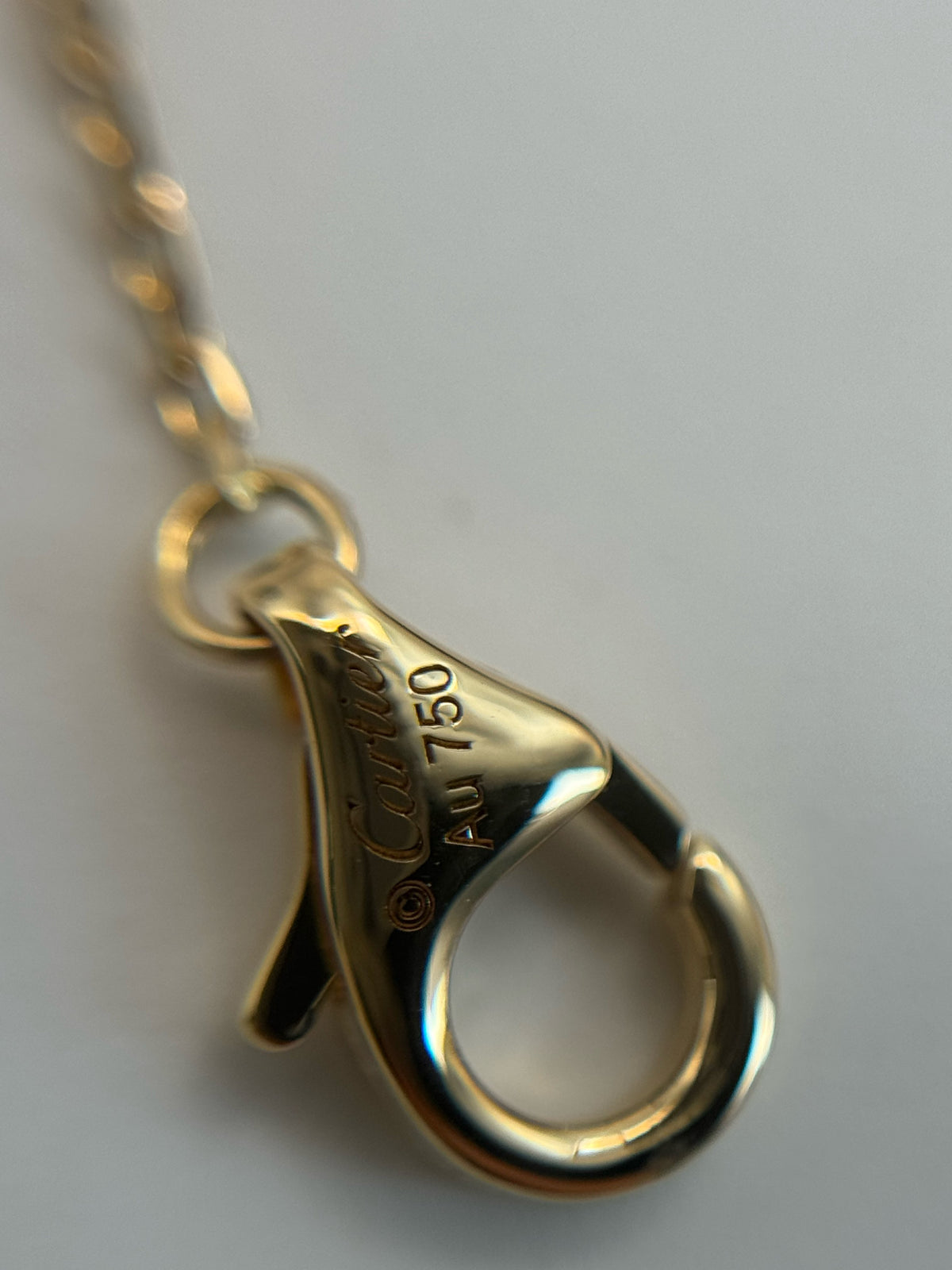 Cartier - Amulette de Cartier - Yellow gold - Gold