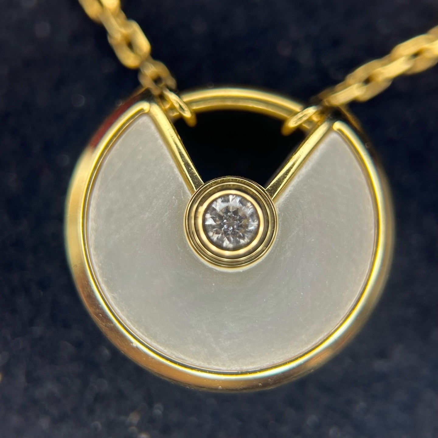 Cartier - Amulette de Cartier - Yellow gold - Gold