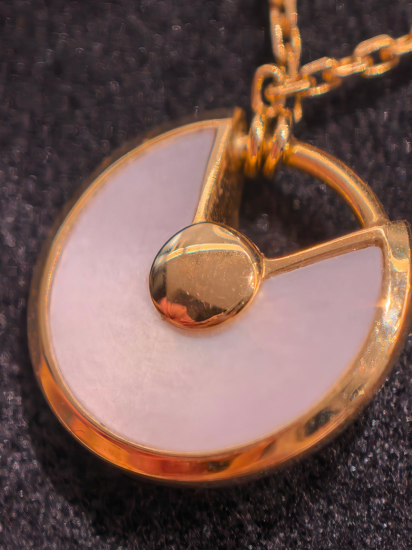 Cartier - Amulette de Cartier - Yellow gold - Yellow