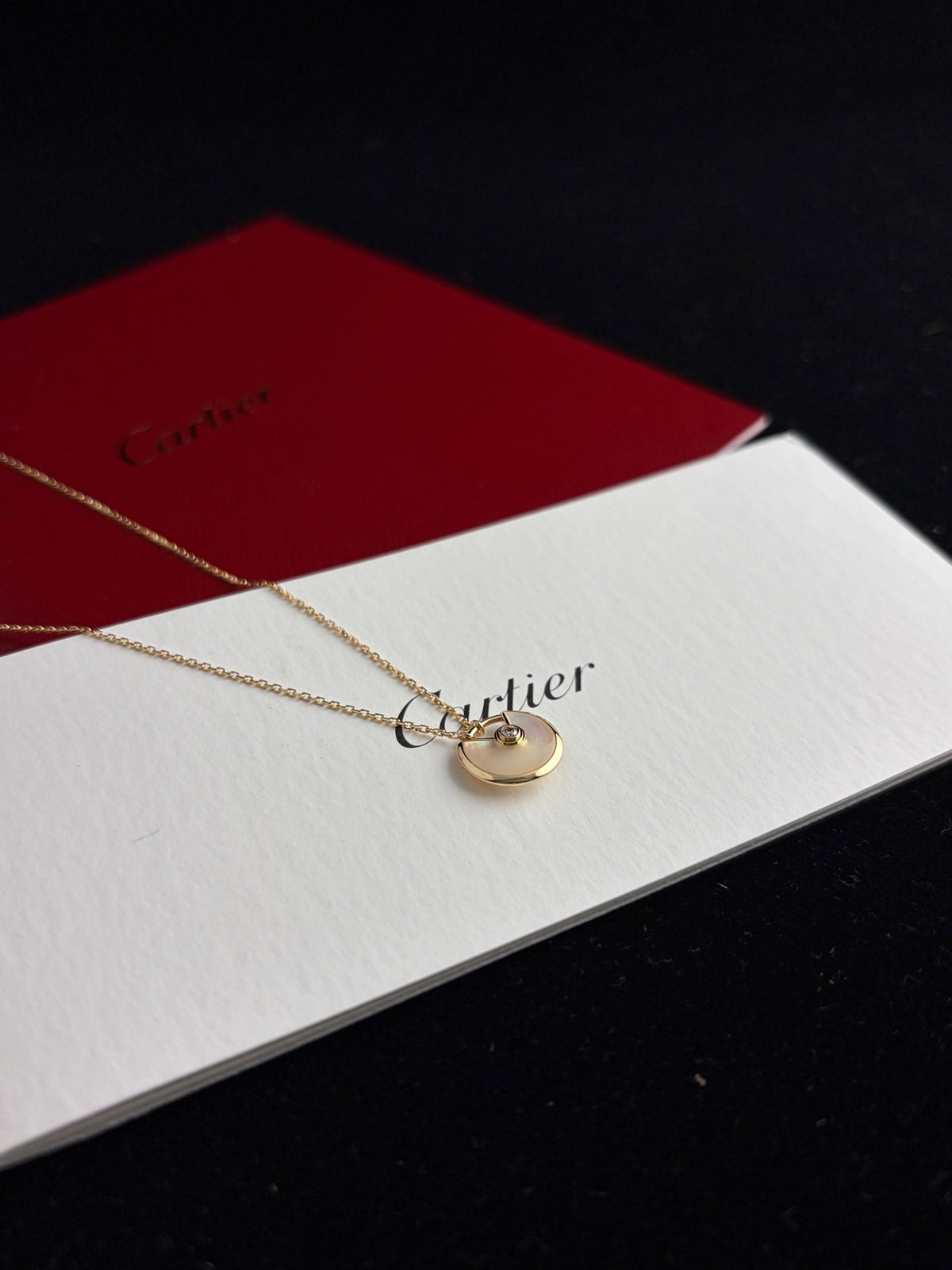 Cartier - Amulette Small Model - 18k rose gold, mother-of-pearl and diamond - Gold - (Small)