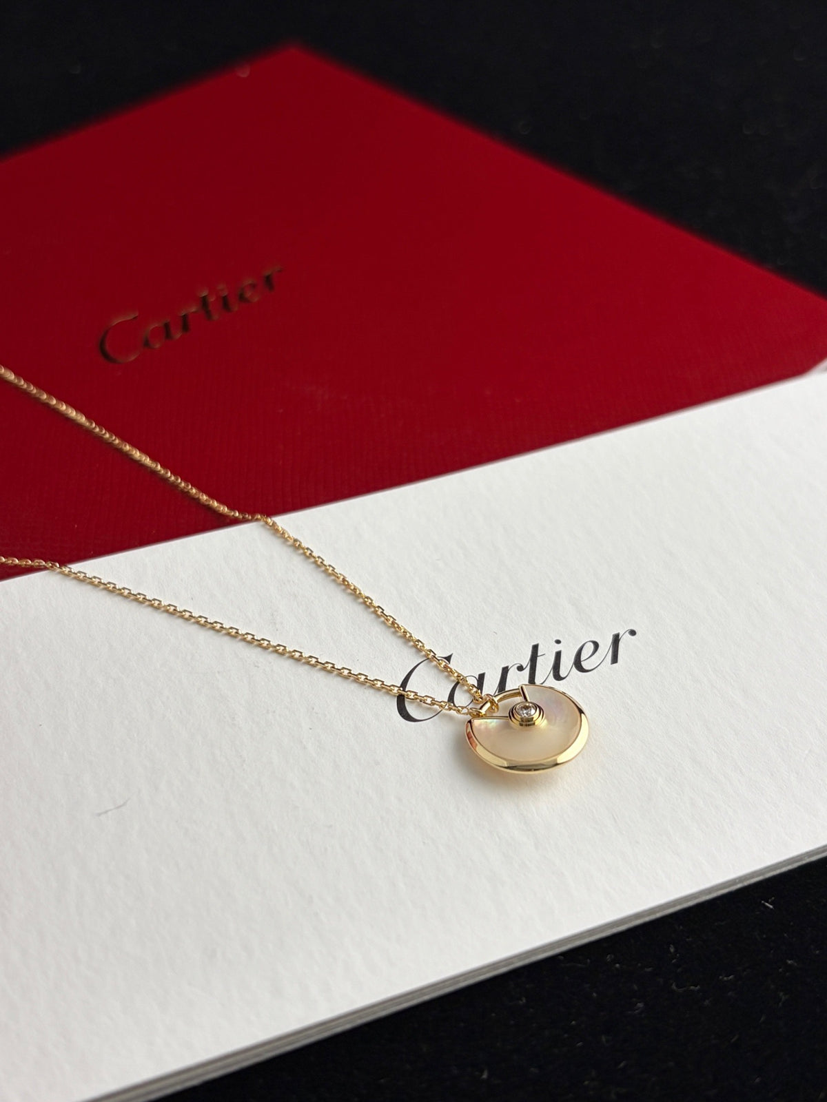 Cartier - Amulette Small Model - 18k rose gold, mother-of-pearl and diamond - Gold - (Small)