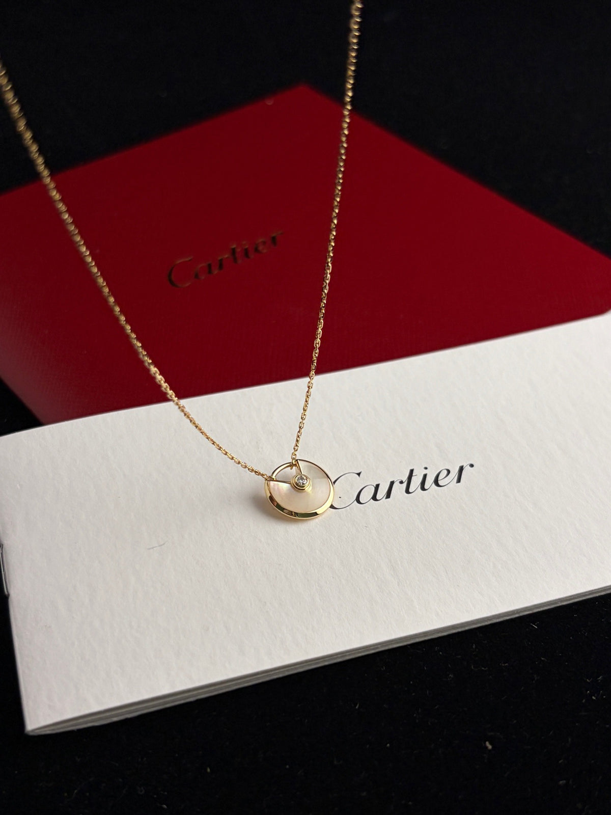 Cartier - Amulette Small Model - 18k rose gold, mother-of-pearl and diamond - Gold - (Small)