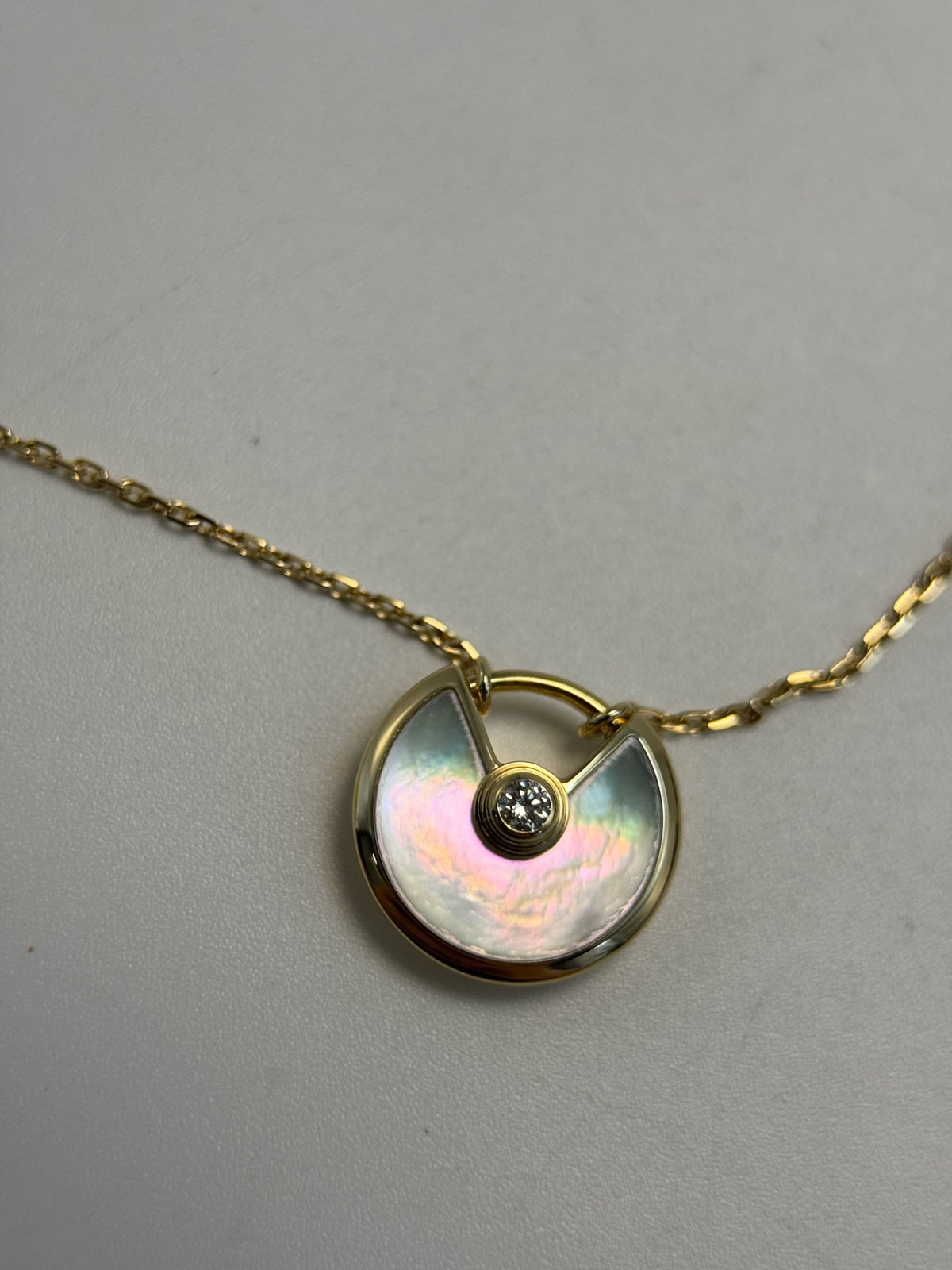 Cartier - Amulette - Yellow gold - Gold