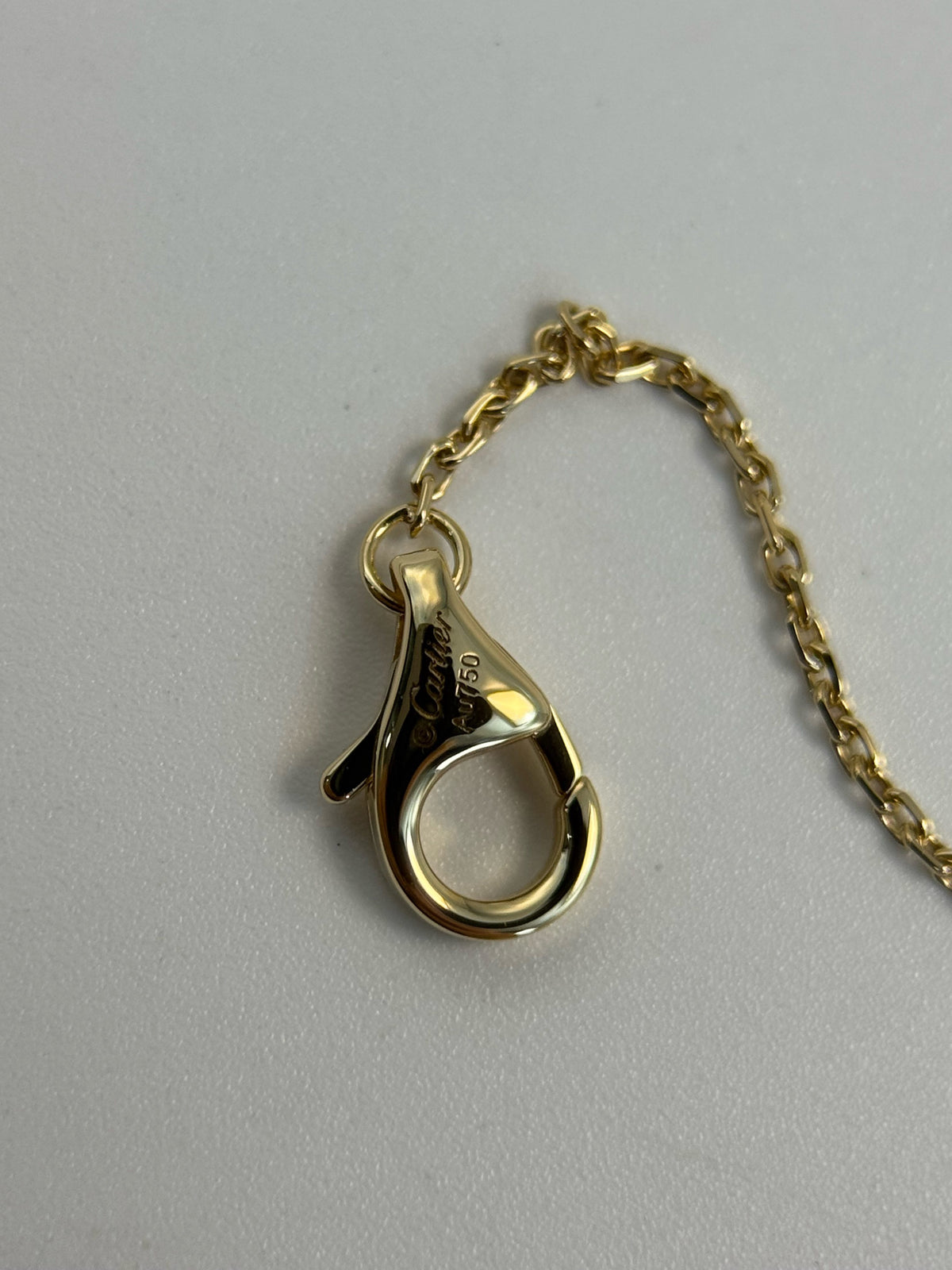 Cartier - Amulette - Yellow gold - Gold