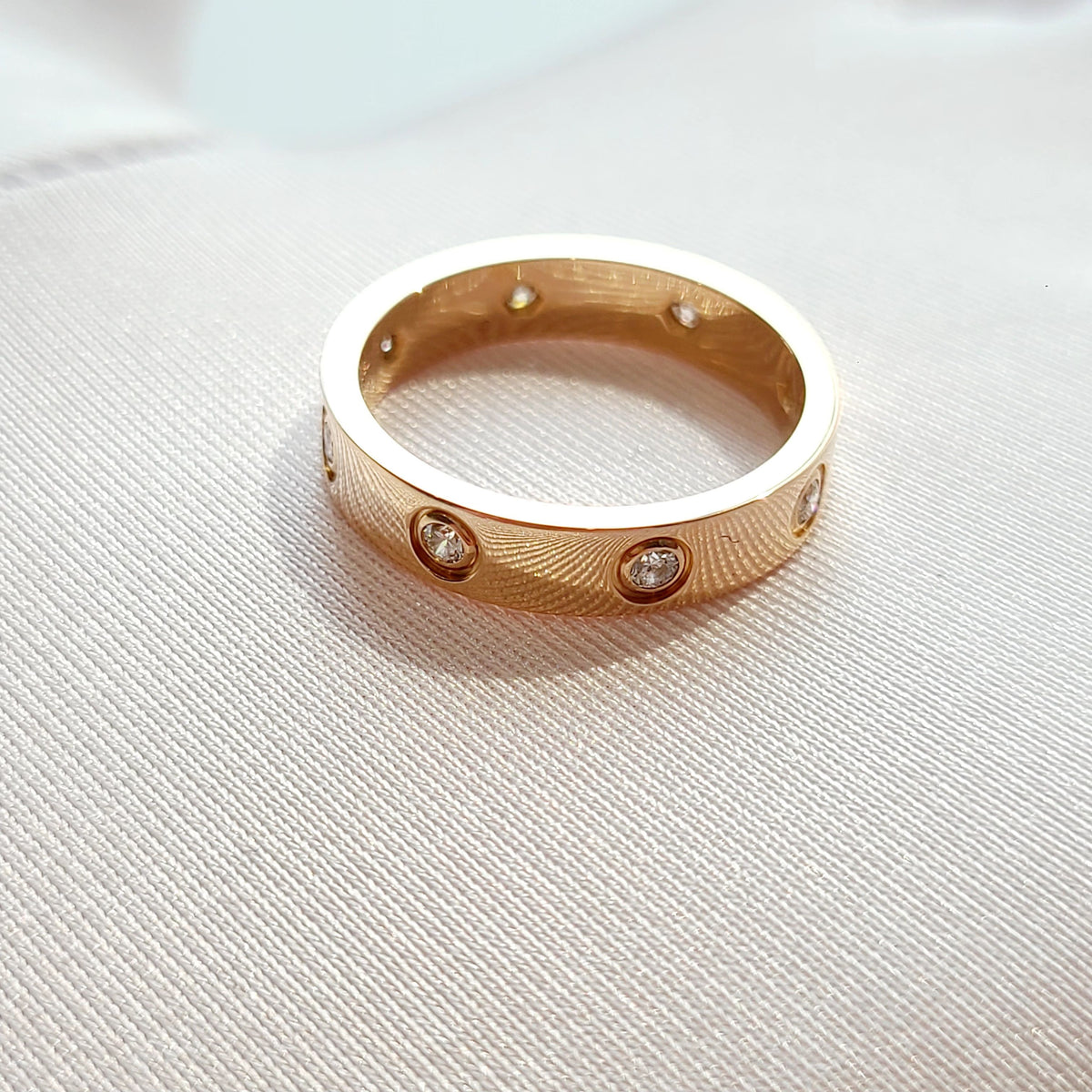 Cartier - LOVE Wedding Band, 3 Diamonds - 18K rose gold with diamonds - Gold - (53)