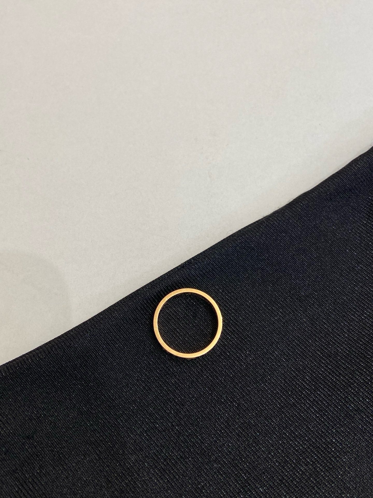 Cartier - Love - Yellow gold - Gold - (48)