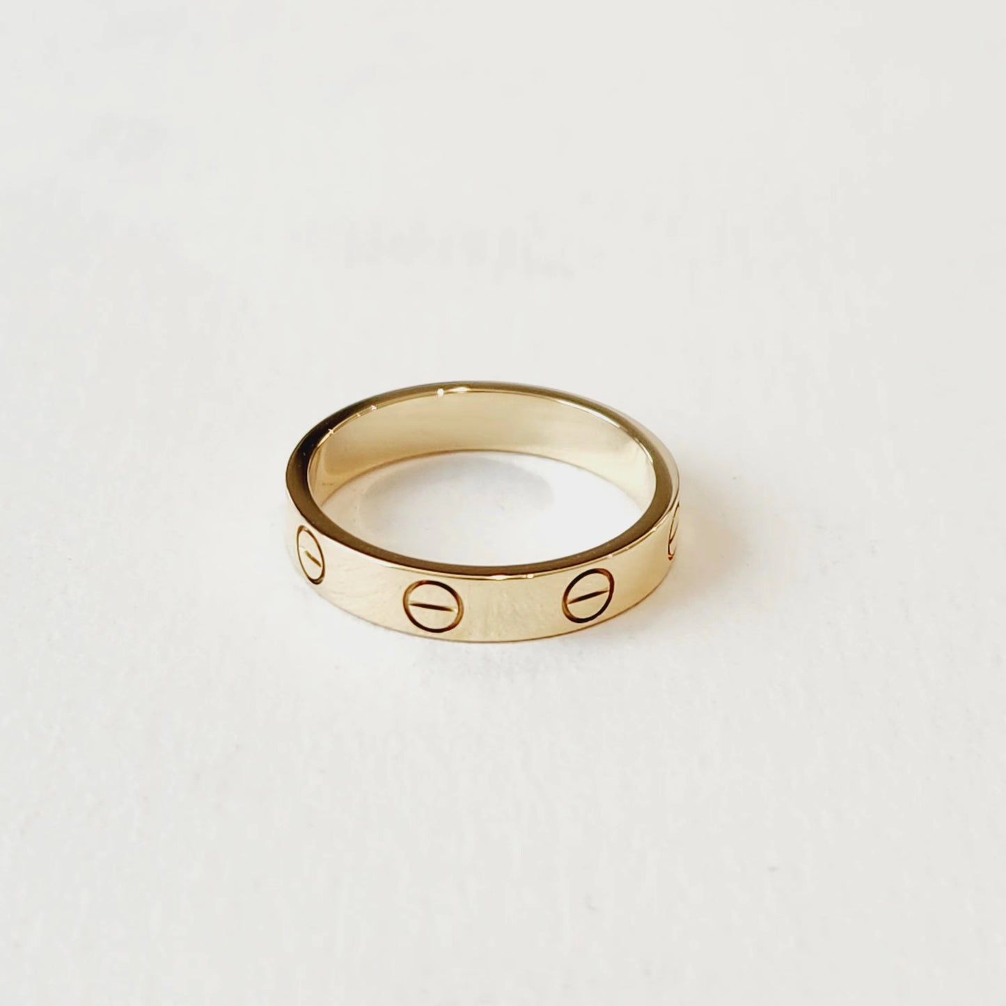 Cartier - Love - Yellow gold - Gold - (49)