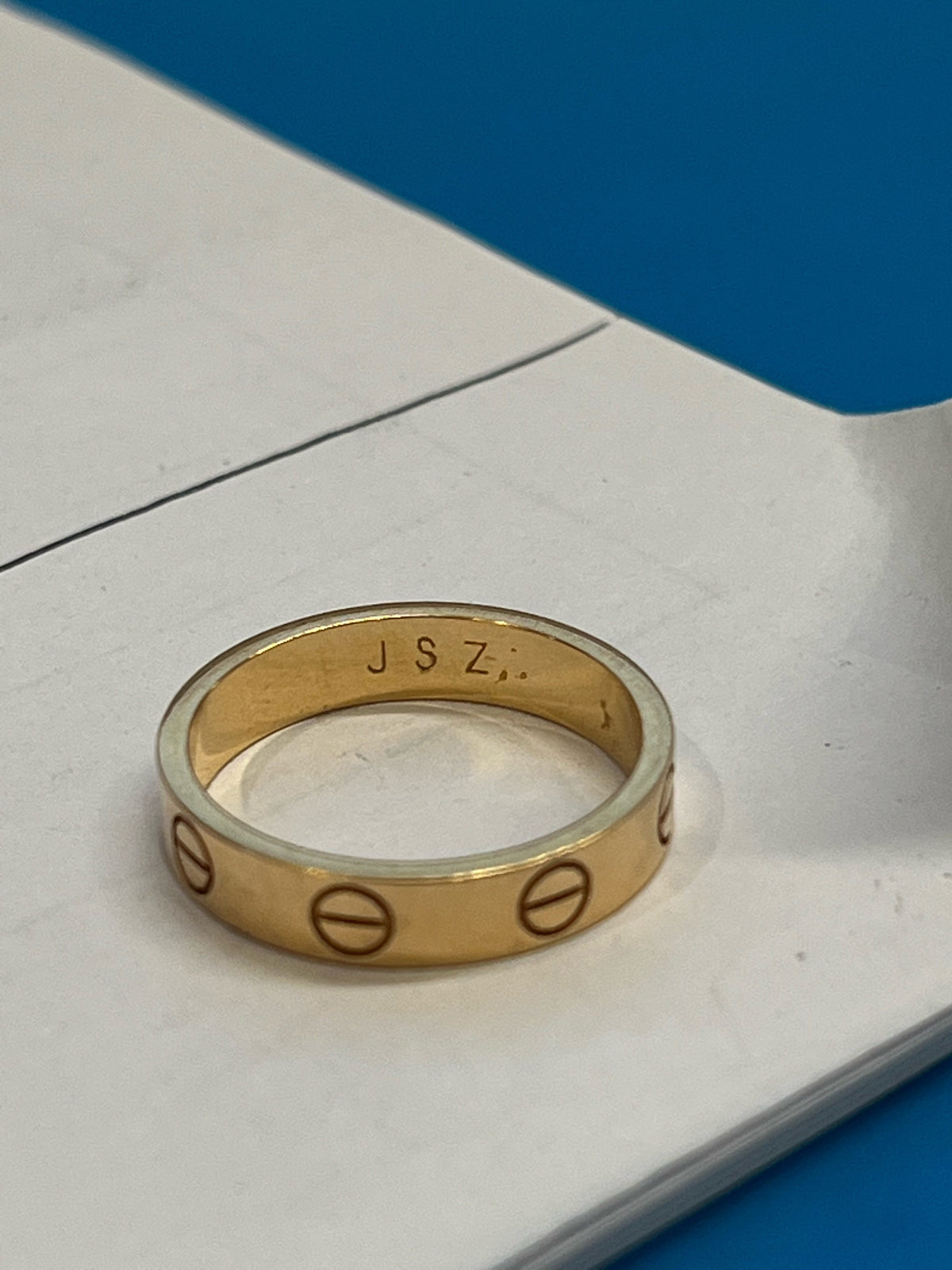 Cartier - Love - Yellow gold - Gold - (49)