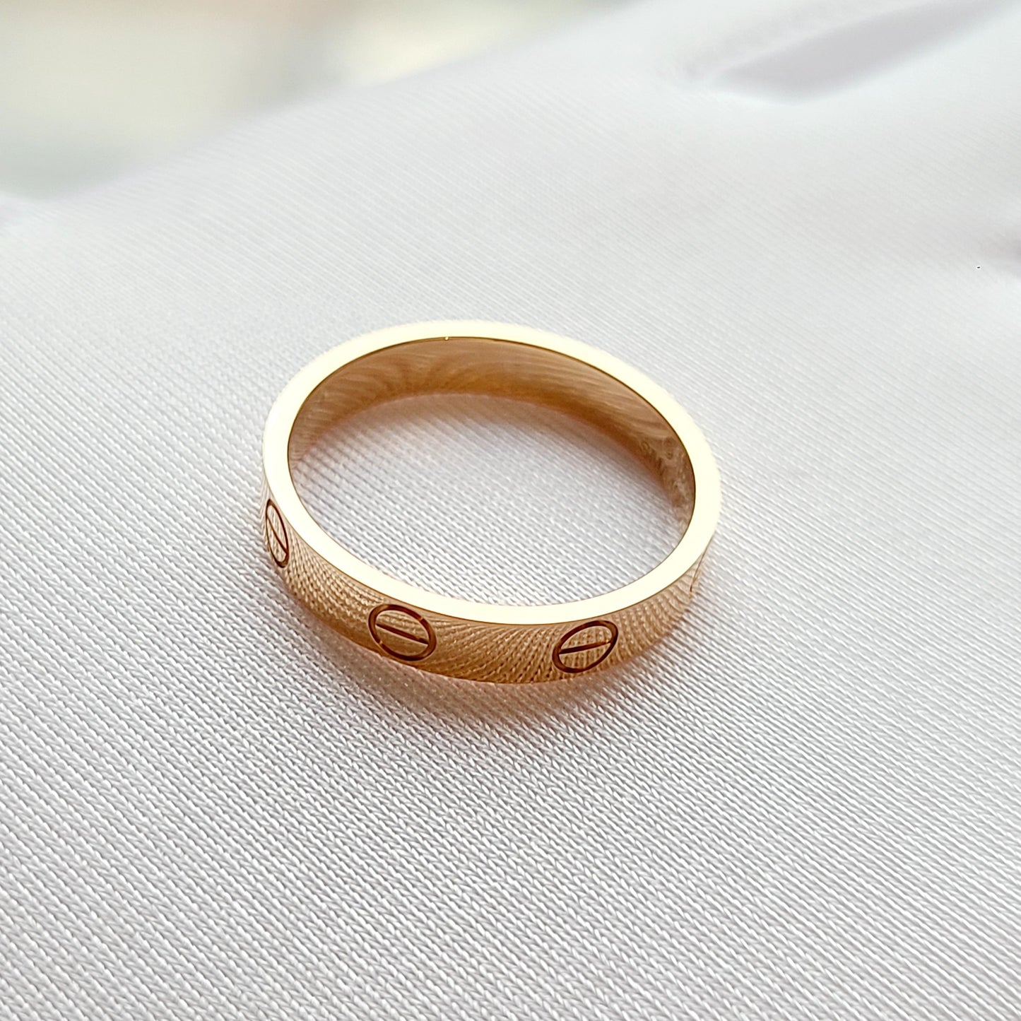 Cartier - Love - Yellow gold - Gold - (50)