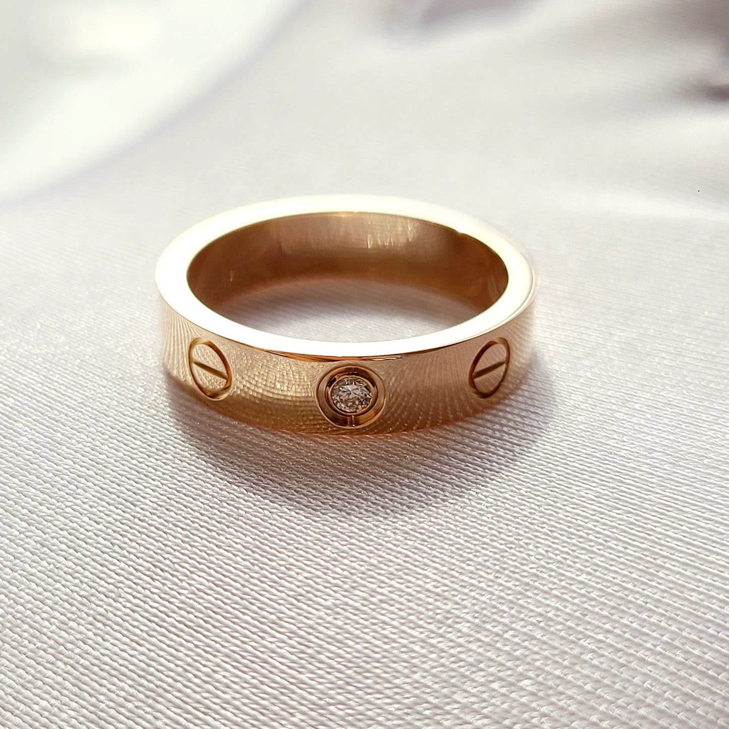 Cartier - Love - Yellow gold - Gold - (51)