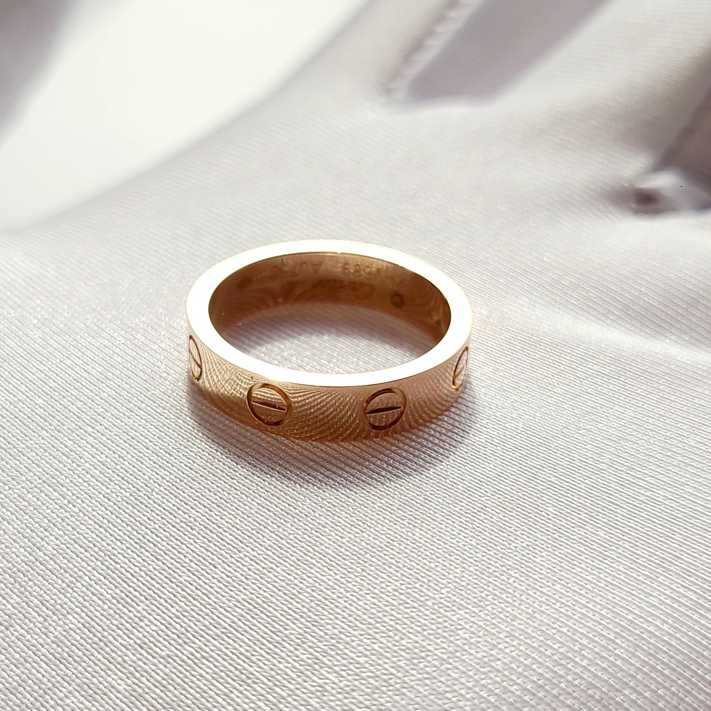 Cartier - Love - Yellow gold - Gold - (51)