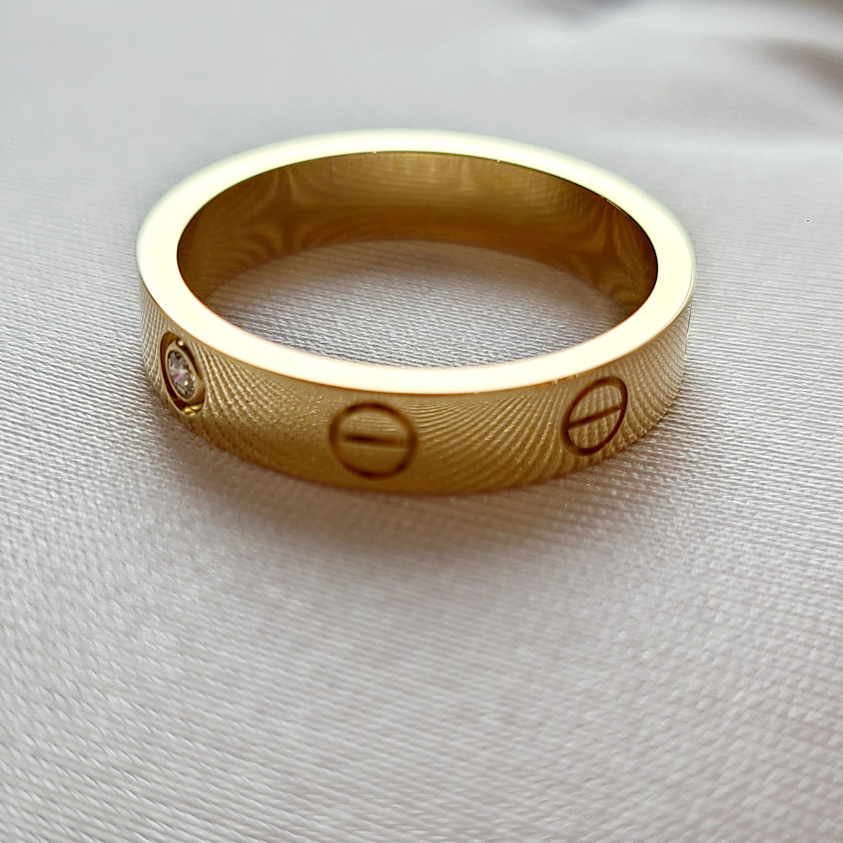 Cartier - Love - Yellow gold - Gold - (52)