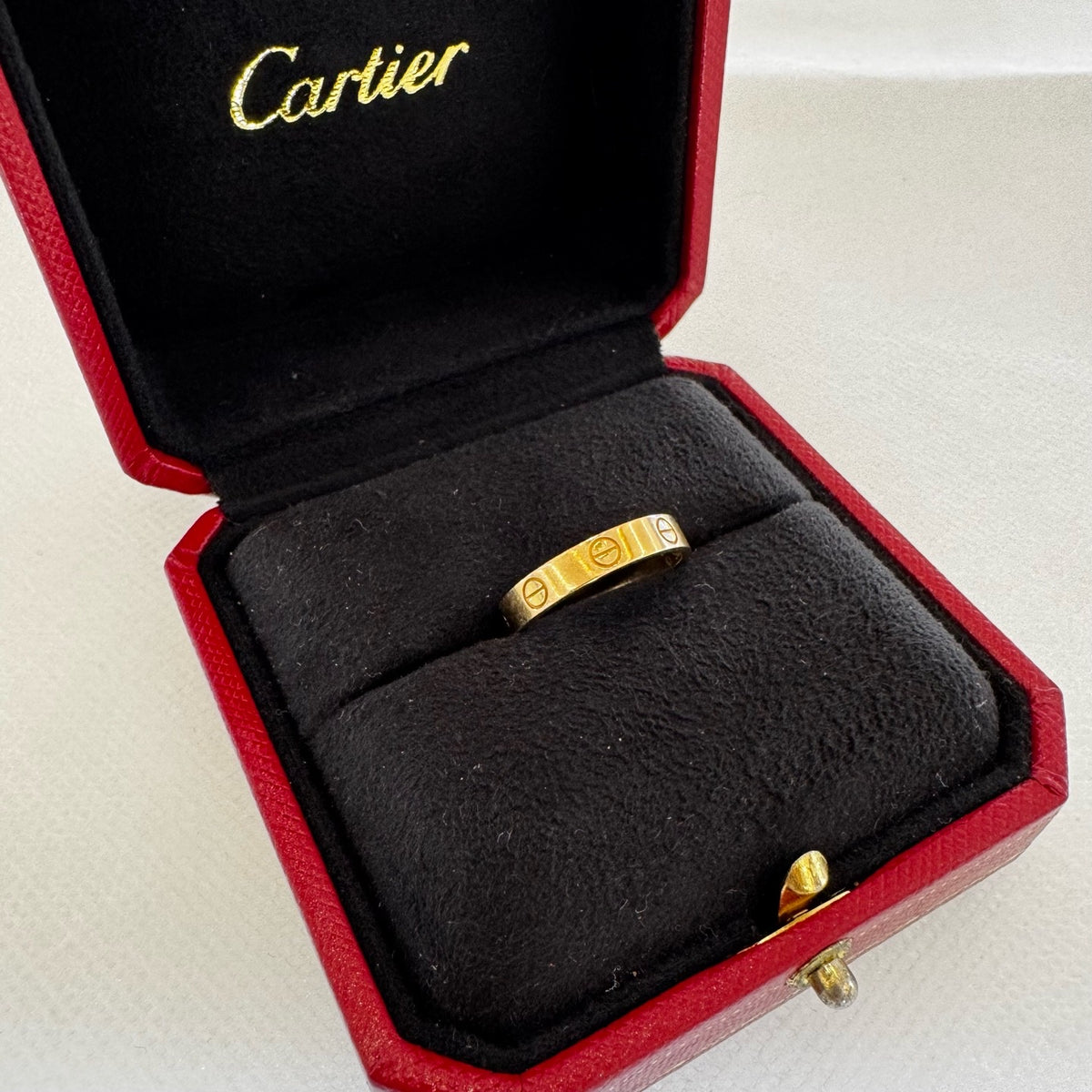 Cartier - Love - Yellow gold - Gold - (54)