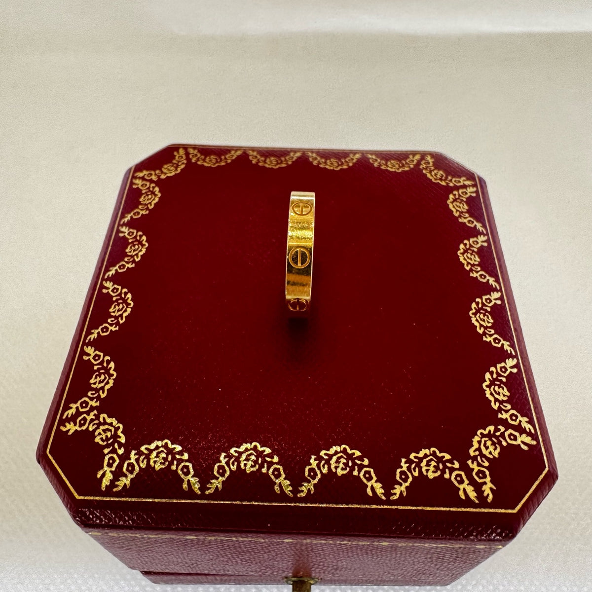 Cartier - Love - Yellow gold - Gold - (54)