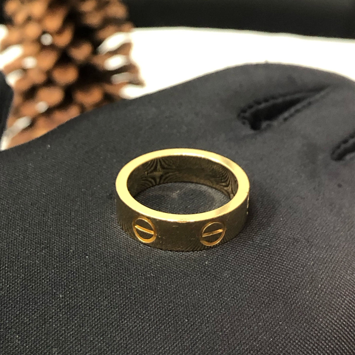 Cartier - Love - Yellow gold - Gold - (55)