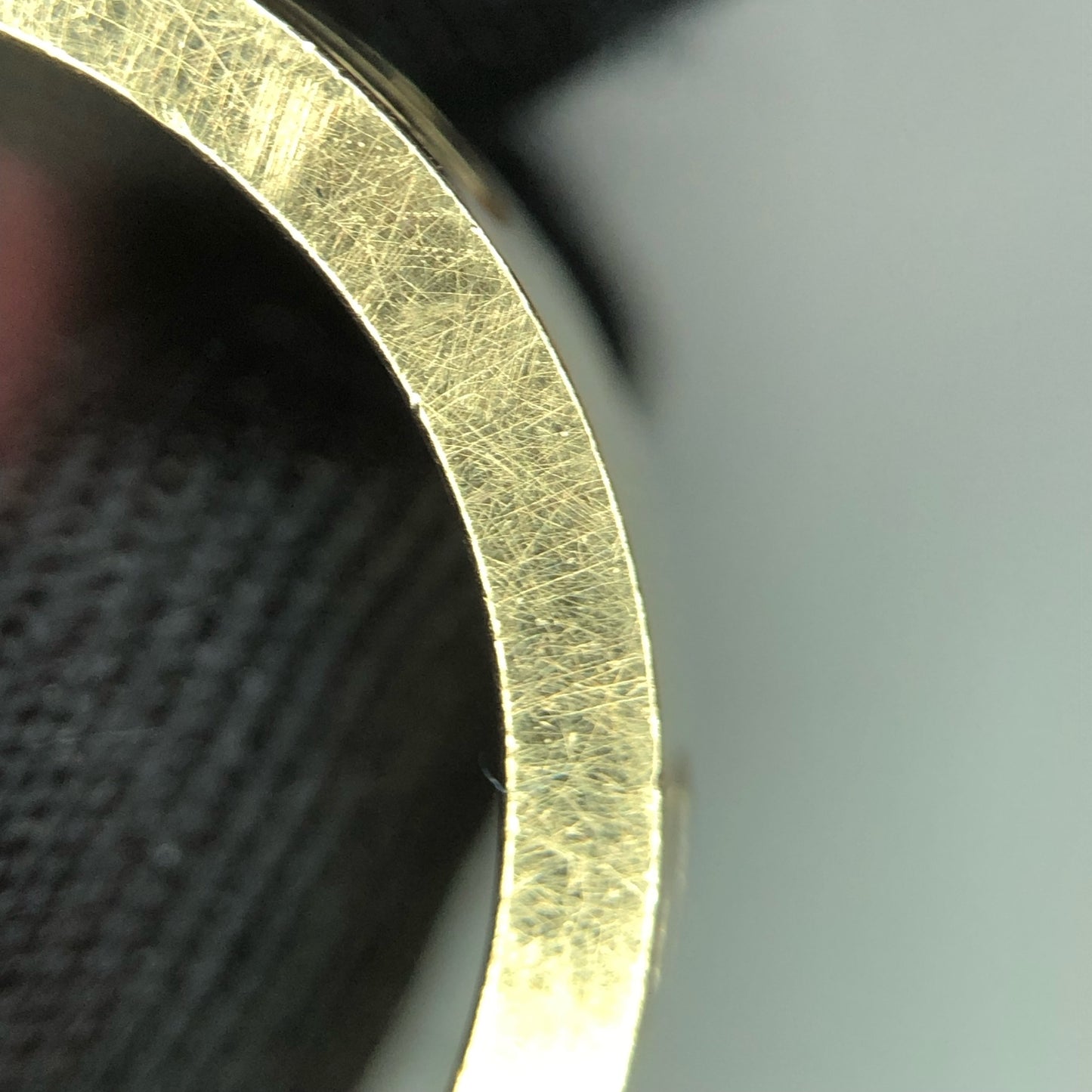 Cartier - Love - Yellow gold - Gold - (55)