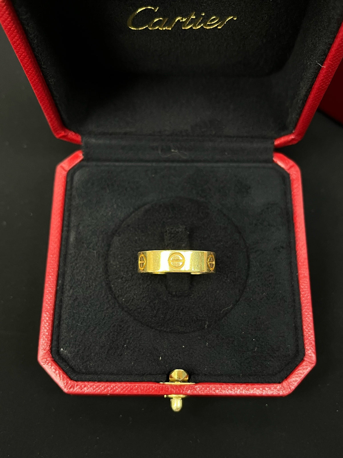 Cartier - Love - Yellow gold - Gold - (56)
