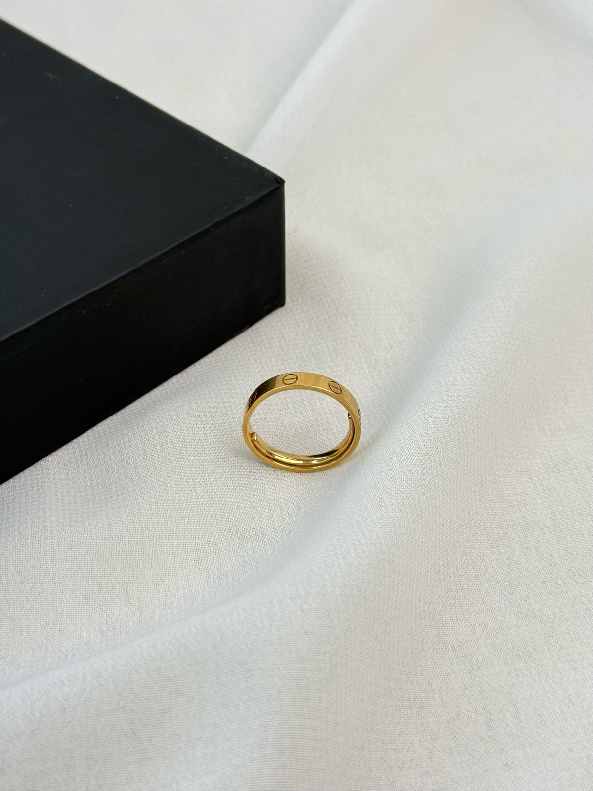 Cartier - Love - Yellow gold - Gold - (56)