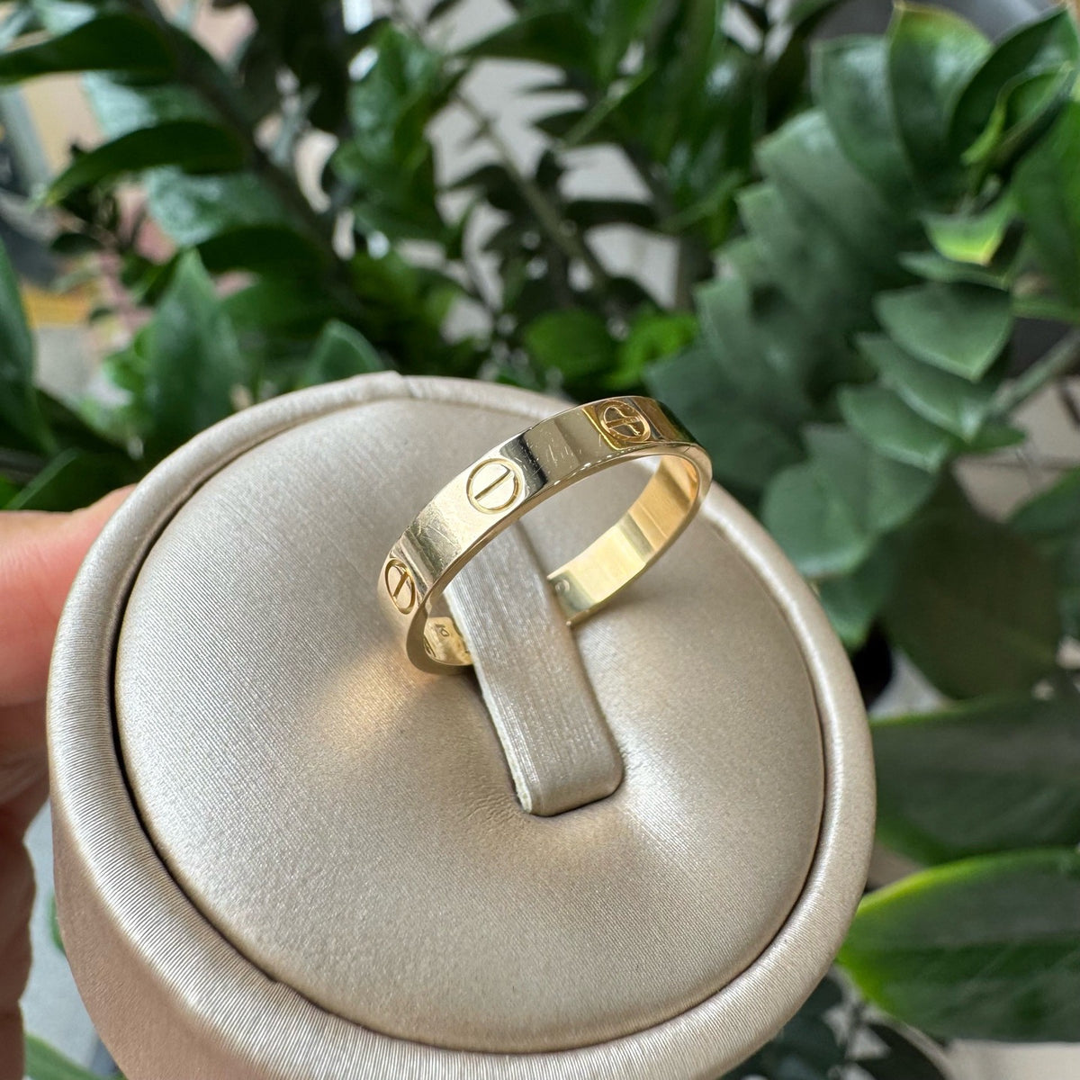 Cartier - Love - Yellow gold - Gold - (57)