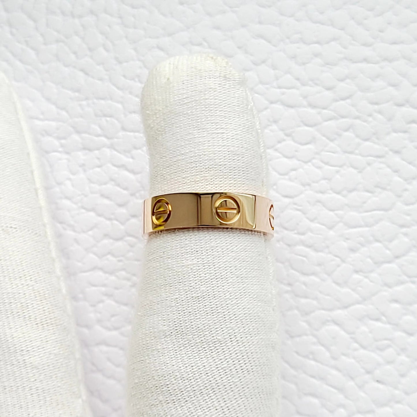 Cartier - Love - Yellow gold - Gold - (57)