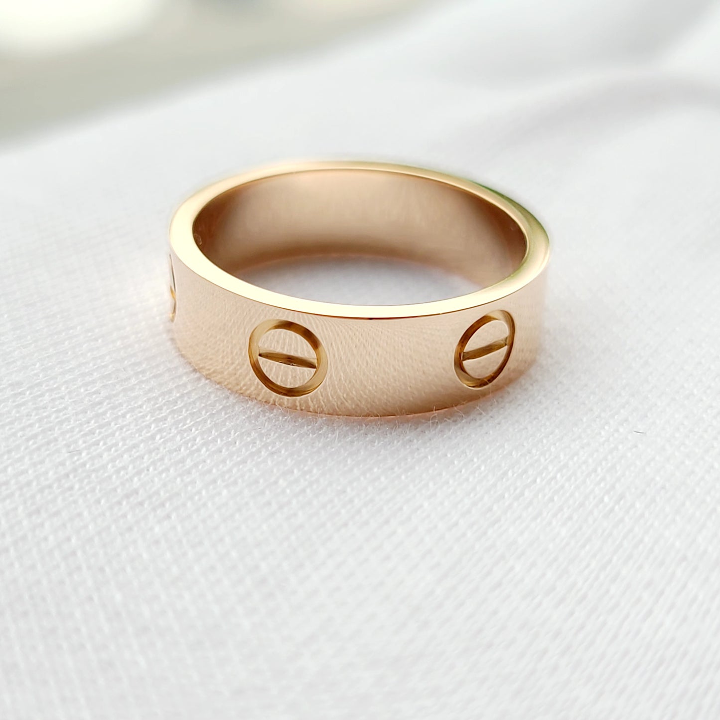 Cartier - Love - Yellow gold - Gold - (57)