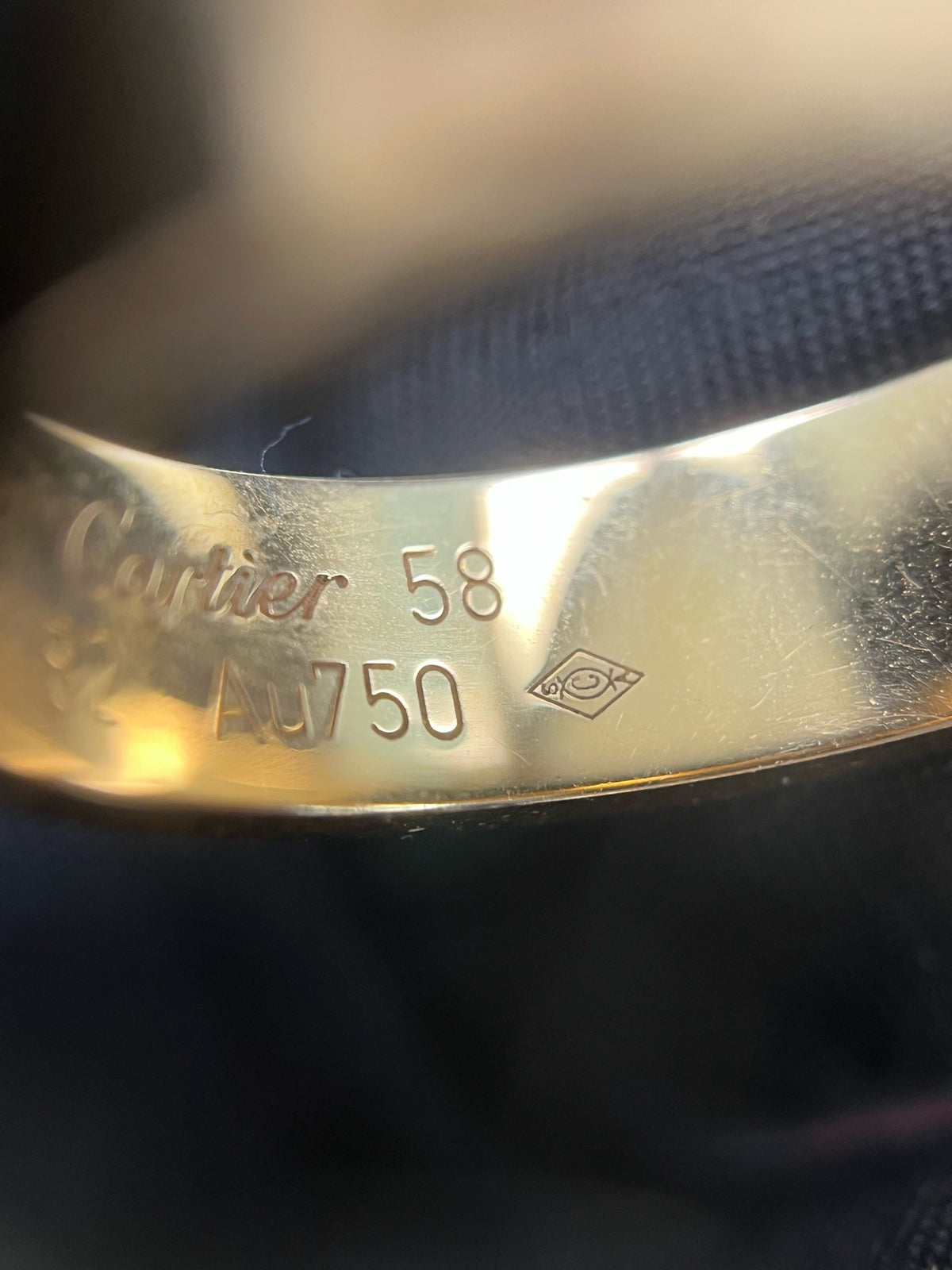 Cartier - Love - Yellow gold - Gold - (58)