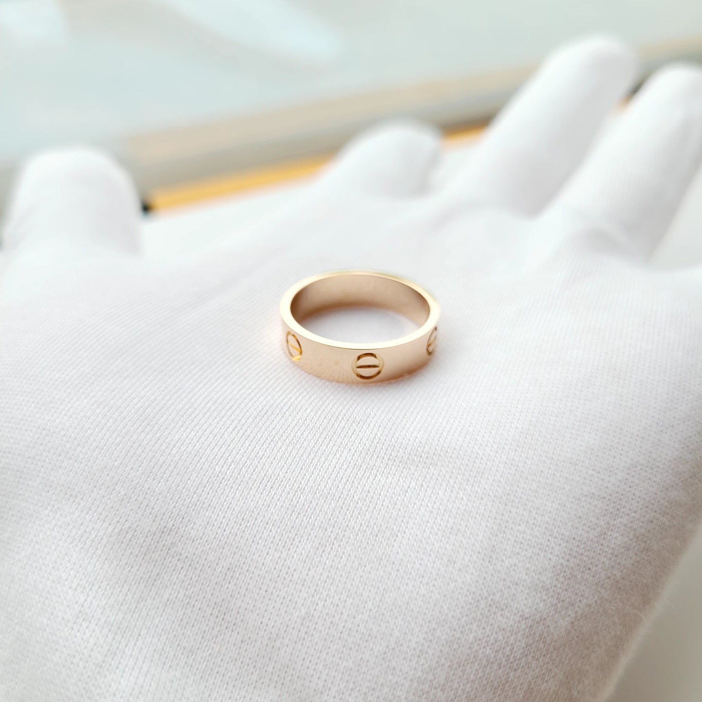 Cartier - Love - Yellow gold - Gold - (60)