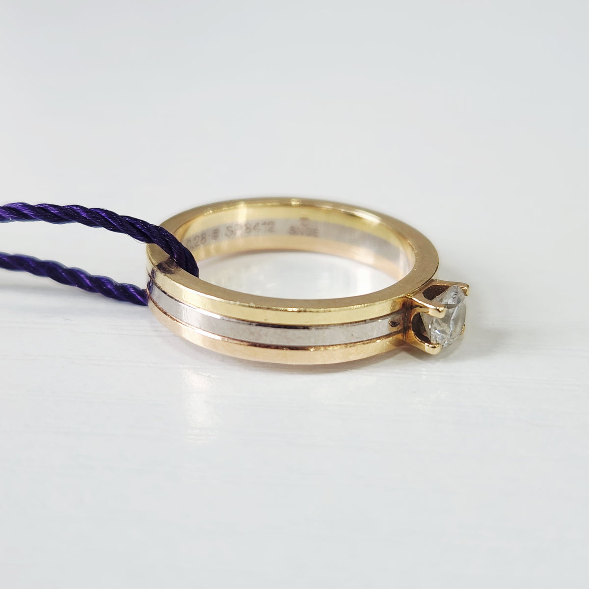 Cartier - Trinity 50 - 18K yellow, white and pink gold with diamond accents. - Multicolour - (50)