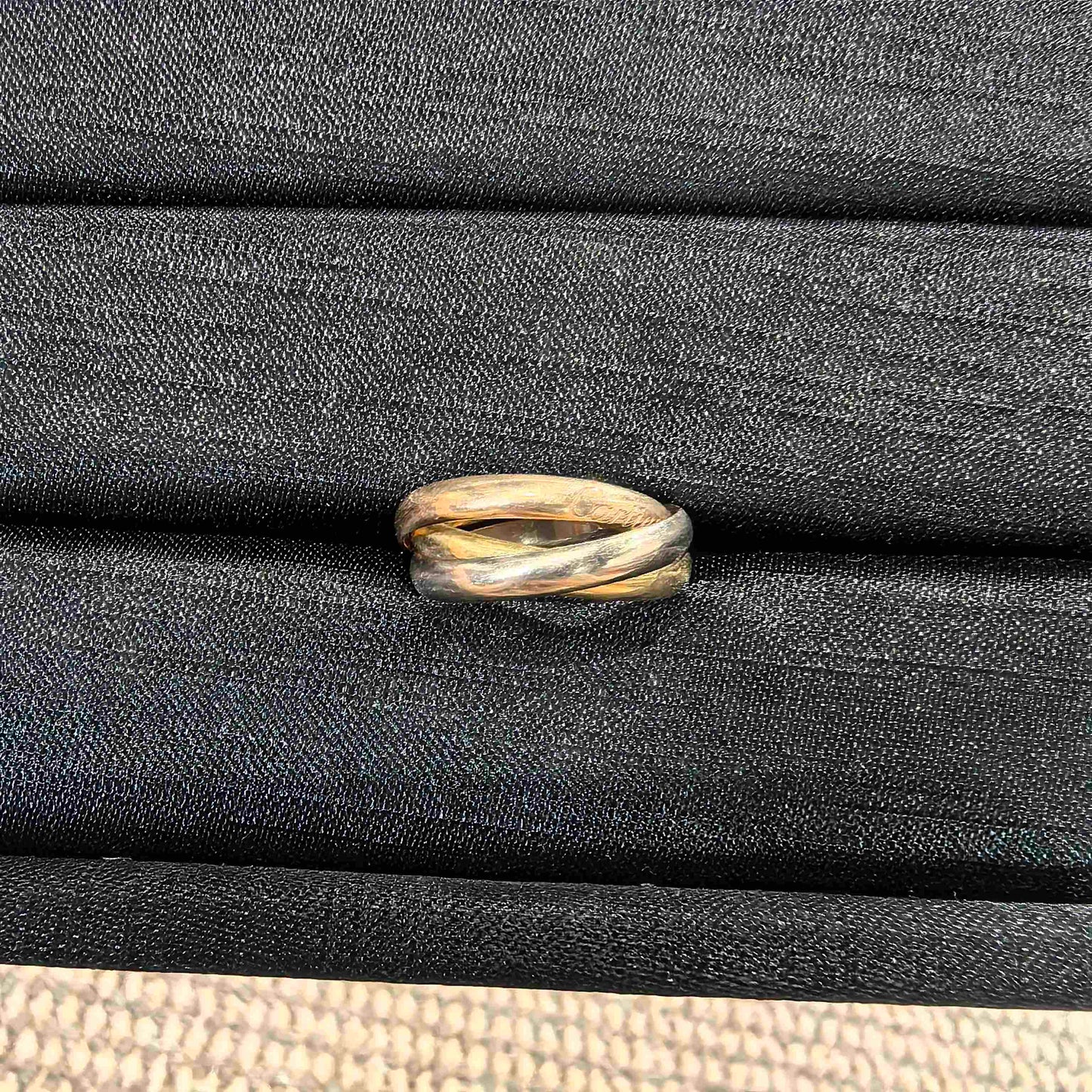 Cartier - Trinity - Yellow gold - Gold - (51)
