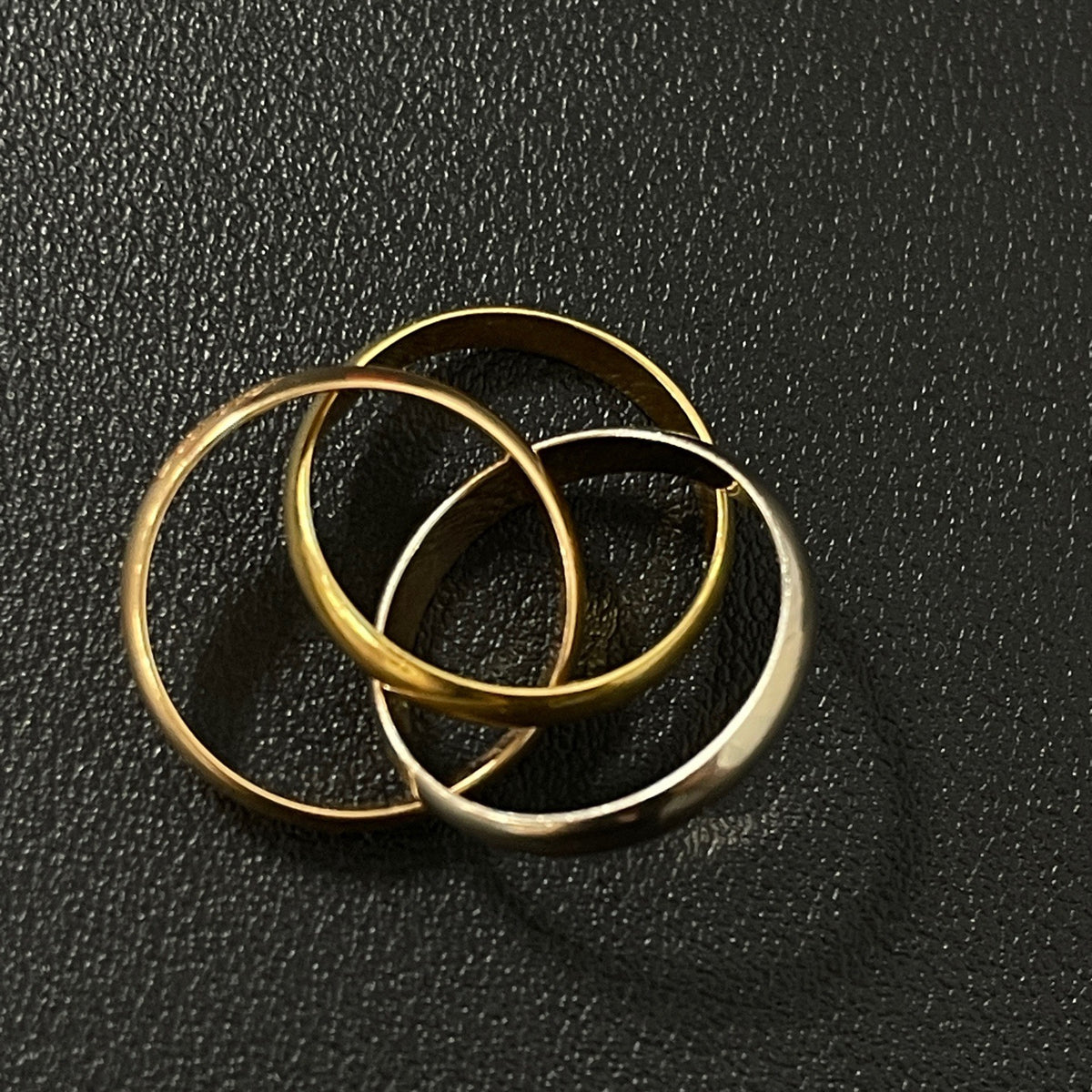 Cartier - Trinity - Yellow gold - Gold - (54)