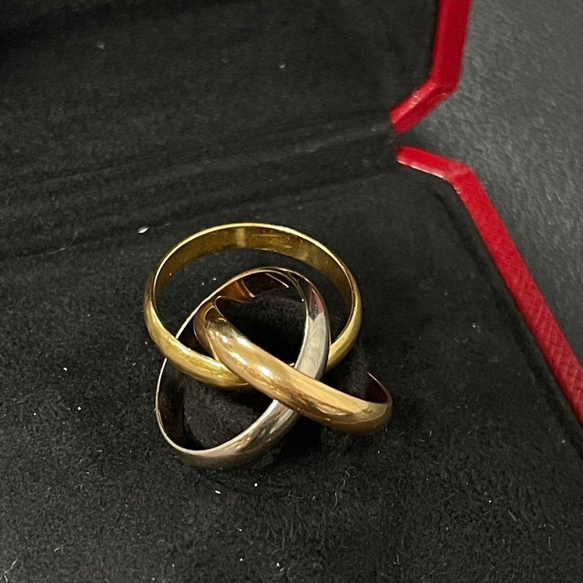 Cartier - Trinity - Yellow gold - Gold - (54)