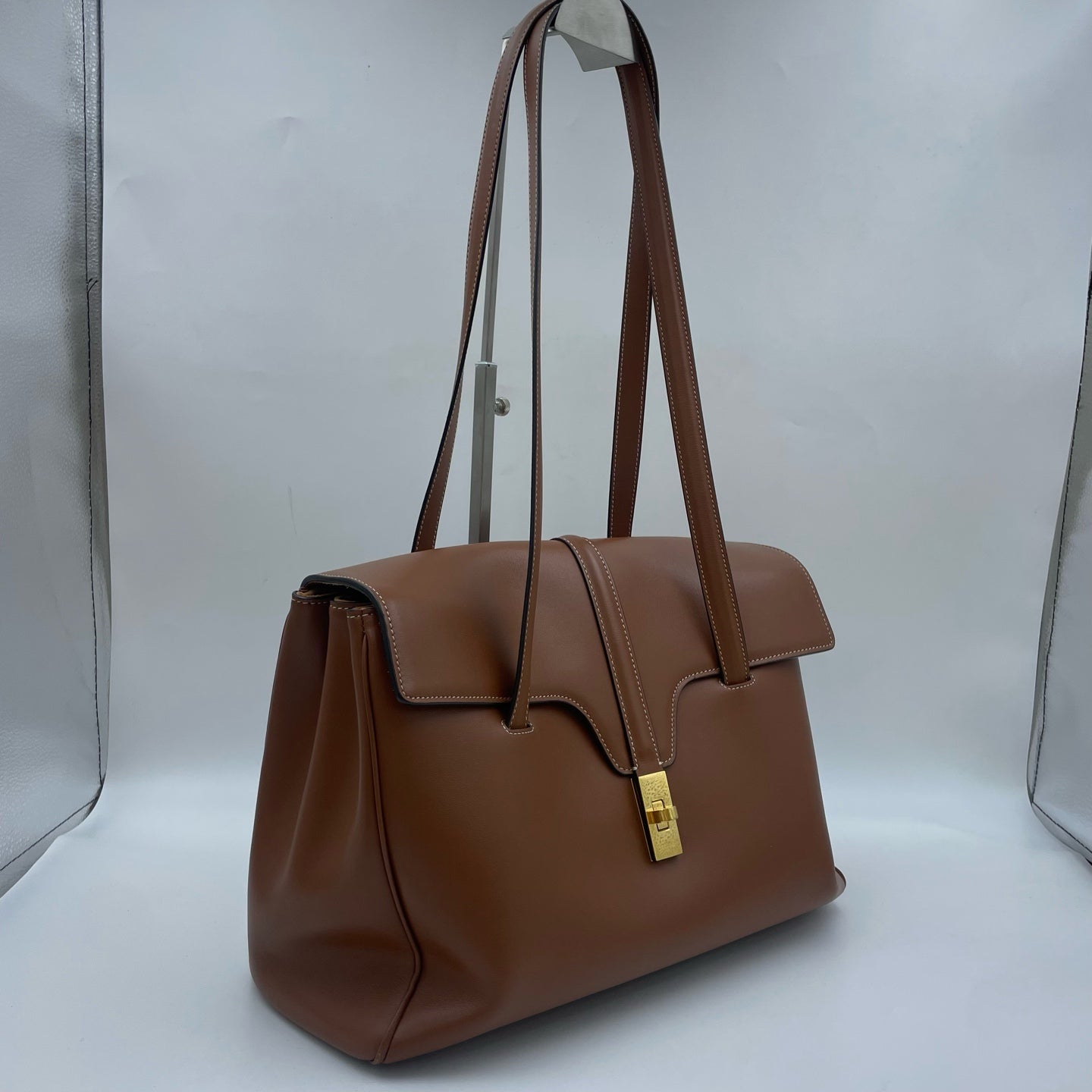 Celine - 16 - Leather - Camel - (medium)