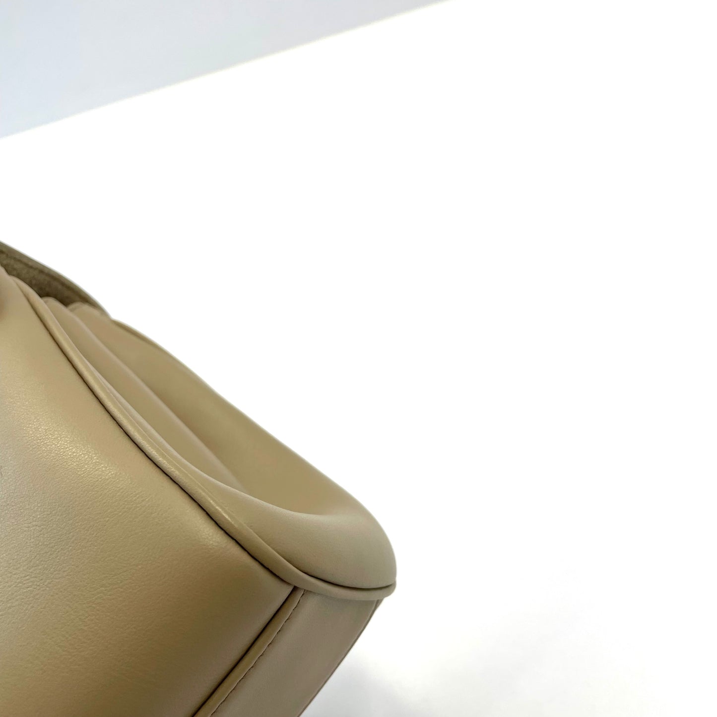Celine - 16 Teen Soft - Leather - Beige - (mini)