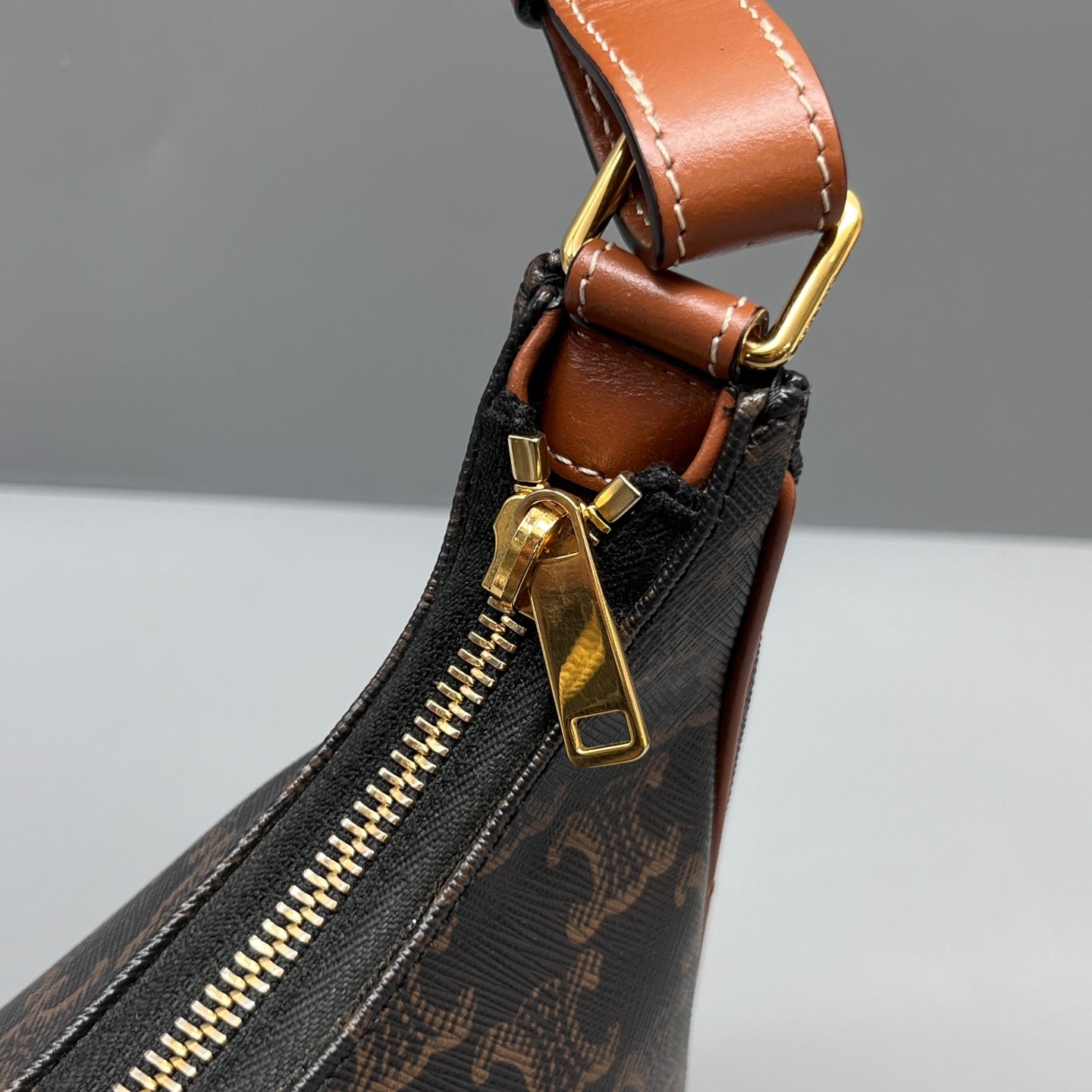 Celine - Ava Bag - Synthetic - Brown - (mini)