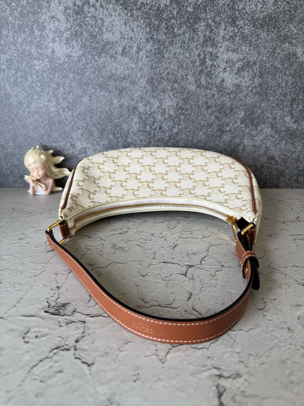 Celine - Ava - Cloth - Beige - (small)