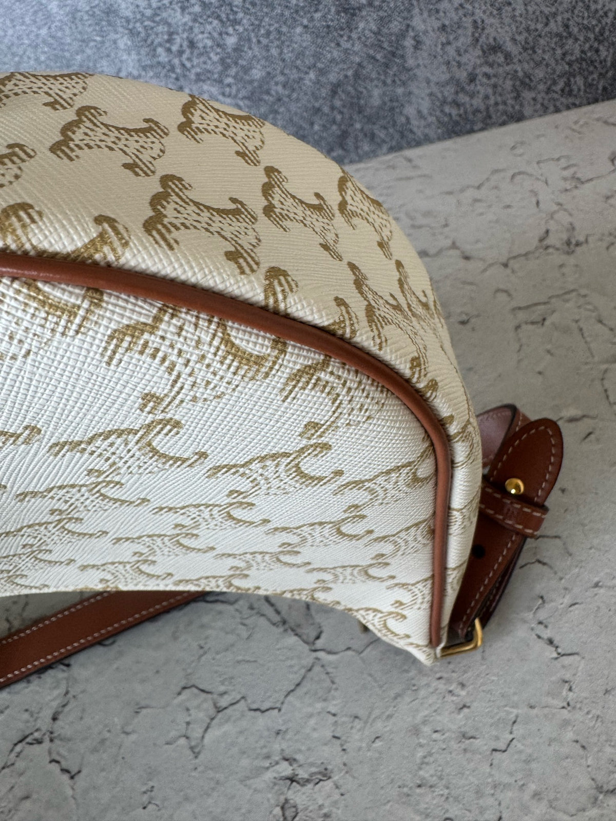 Celine - Ava - Cloth - Beige - (small)