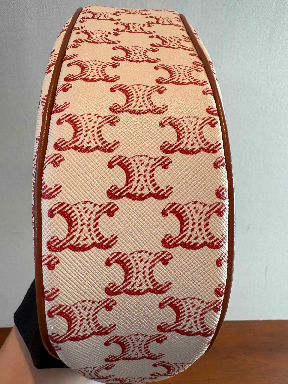 Celine - Ava - Cloth - White