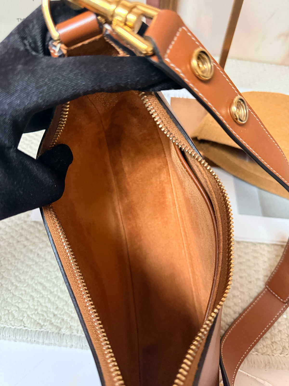 Celine - Ava - Leather - Brown - (small)