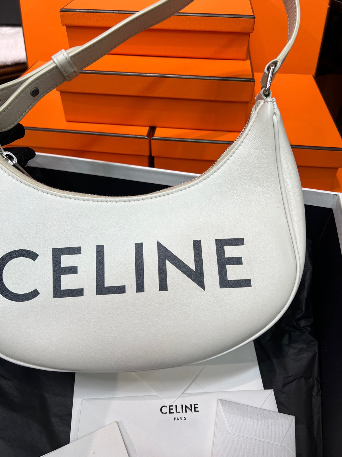 Celine - Ava Medium - Leather - White - (medium)