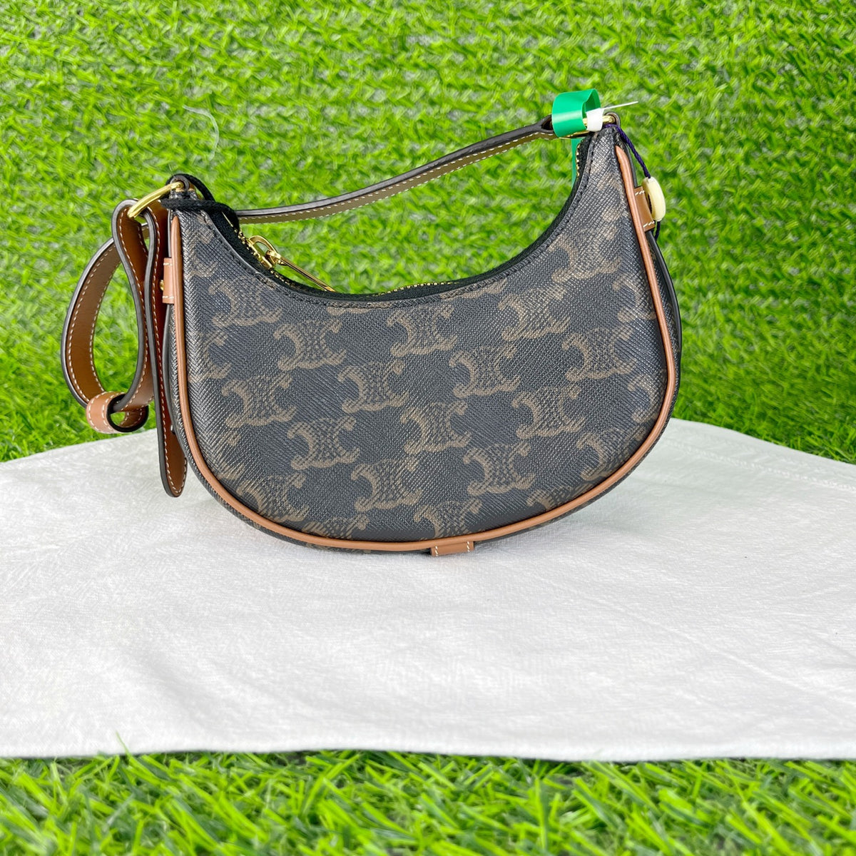 Celine - Ava Mini - Cloth - Black - (Mini)