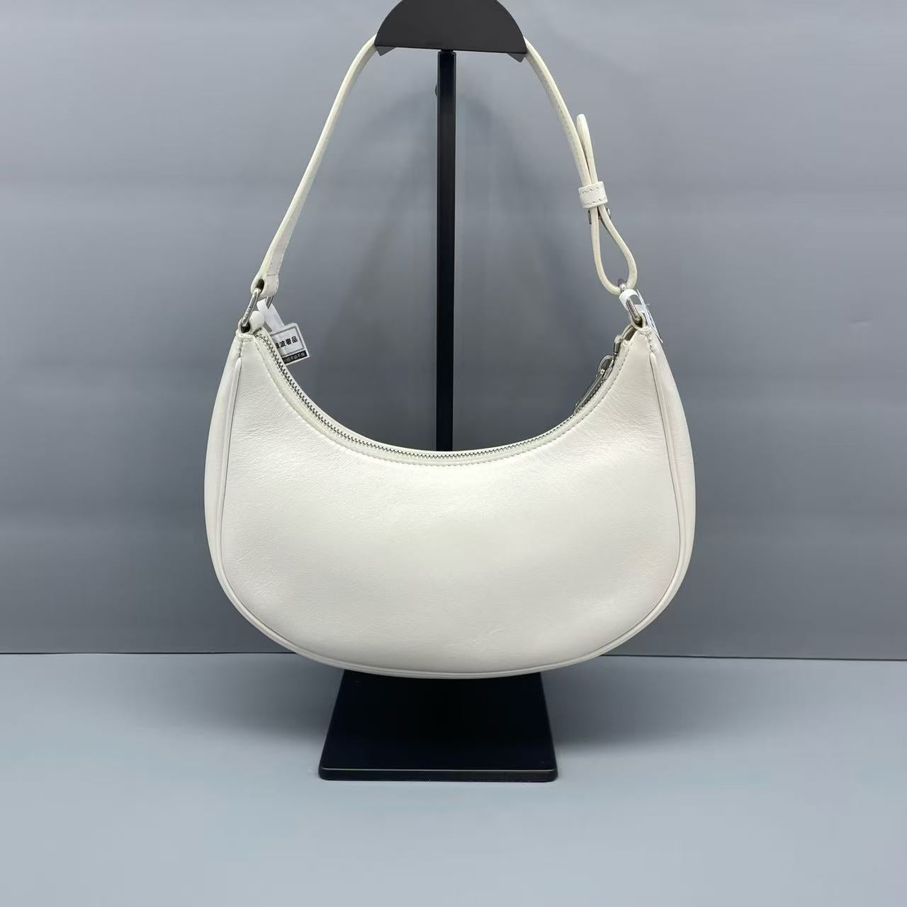 Celine - Ava - Smooth calfskin leather - White - (mini)