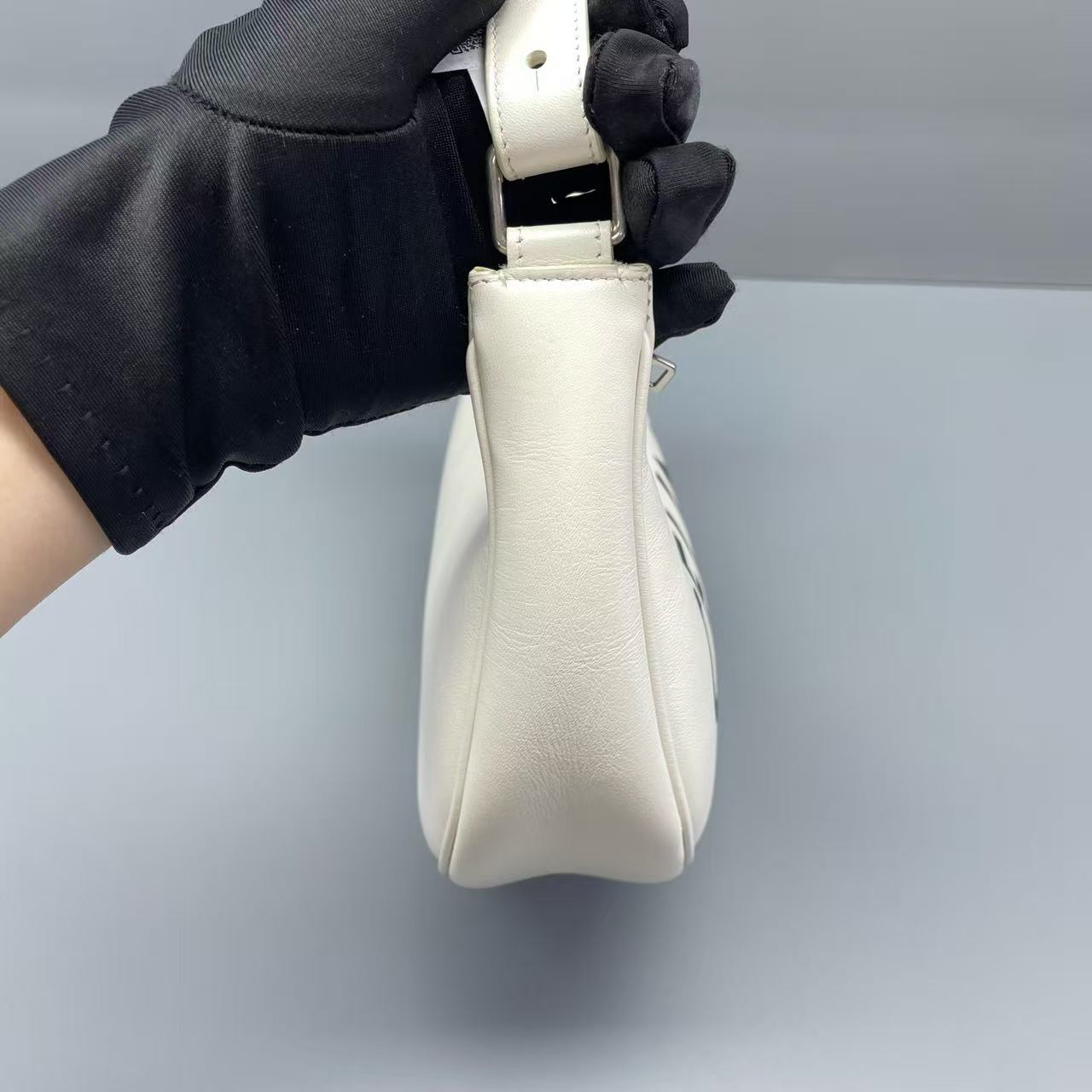 Celine - Ava - Smooth calfskin leather - White - (mini)