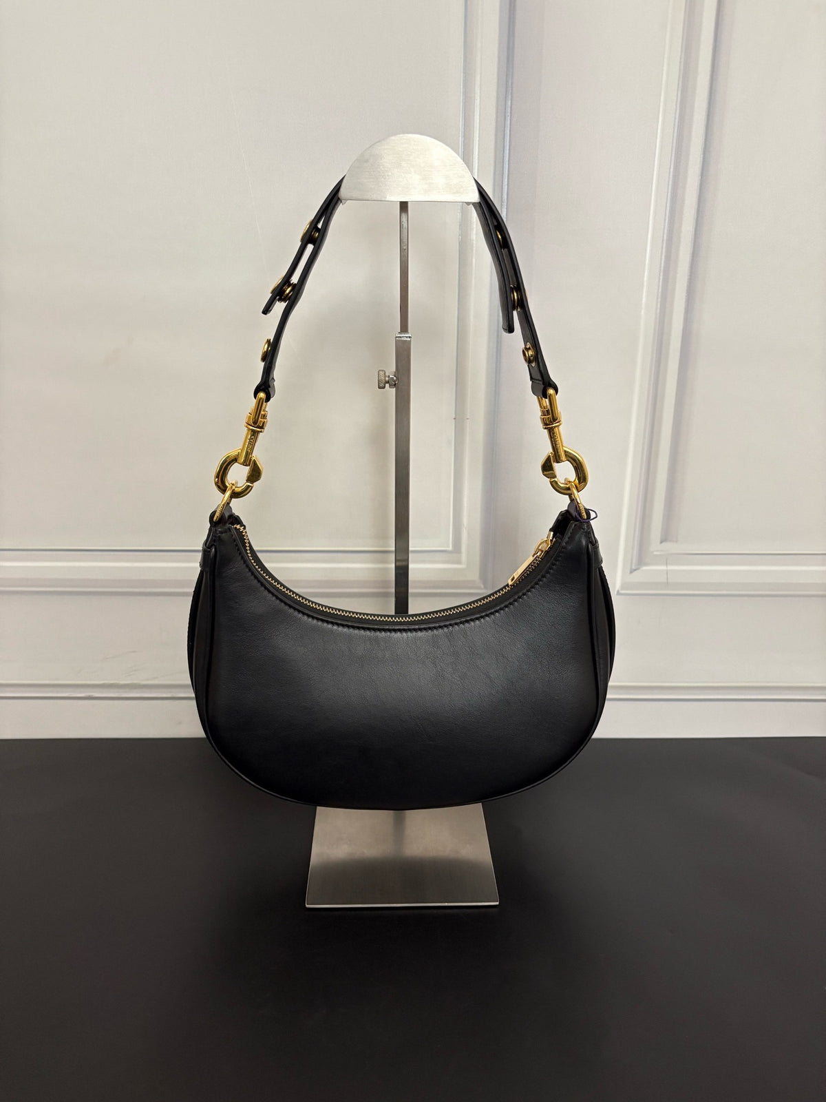 Celine - Ava Strap - Leather - Black
