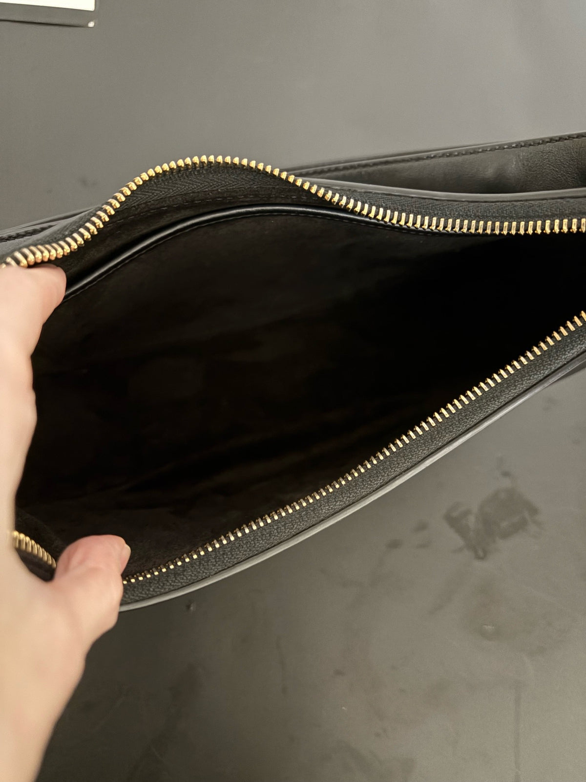 Celine - Ava Strap - Leather - Black