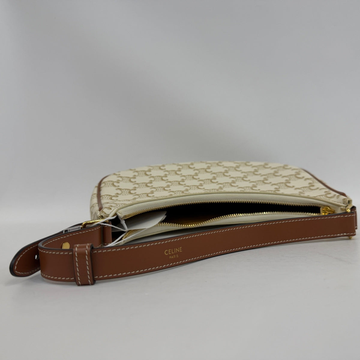 Celine - Ava Triomphe - Cloth - Beige