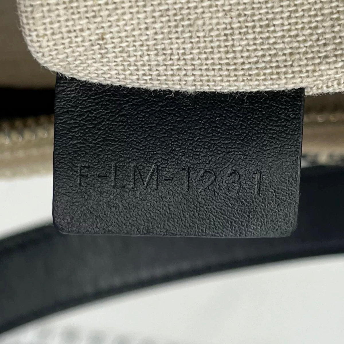 Celine - Ava Triomphe - Cloth - Beige - (Small)