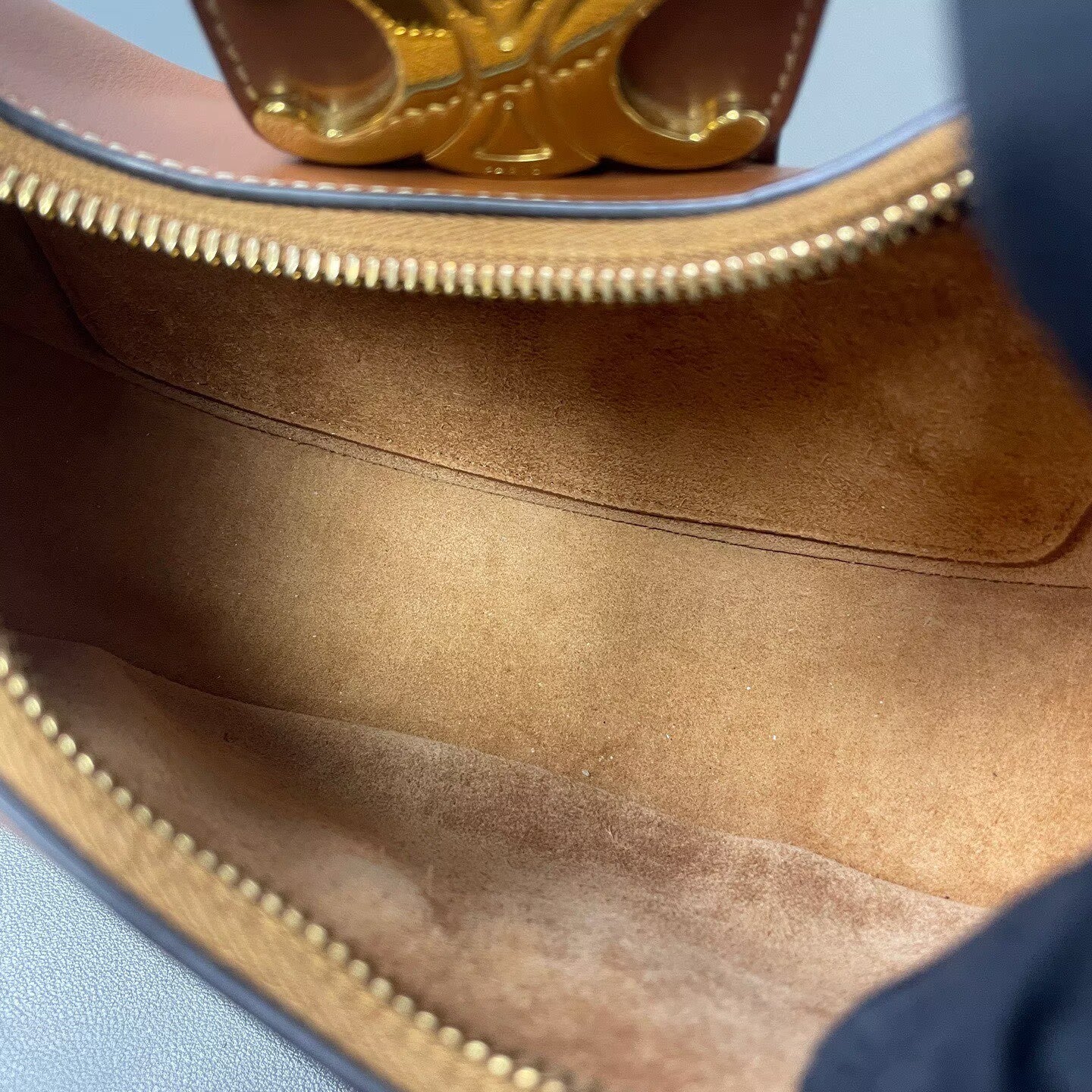 Celine - AVA Triomphe Shoulder Bag - Calf leather - Golden Brown - (mini)